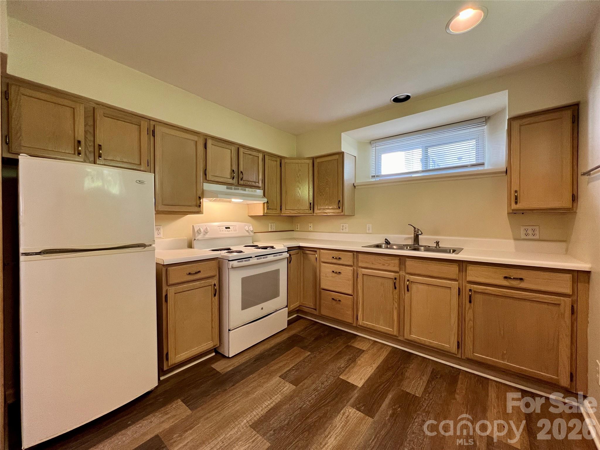 19 Saluda Street Property Photo 31