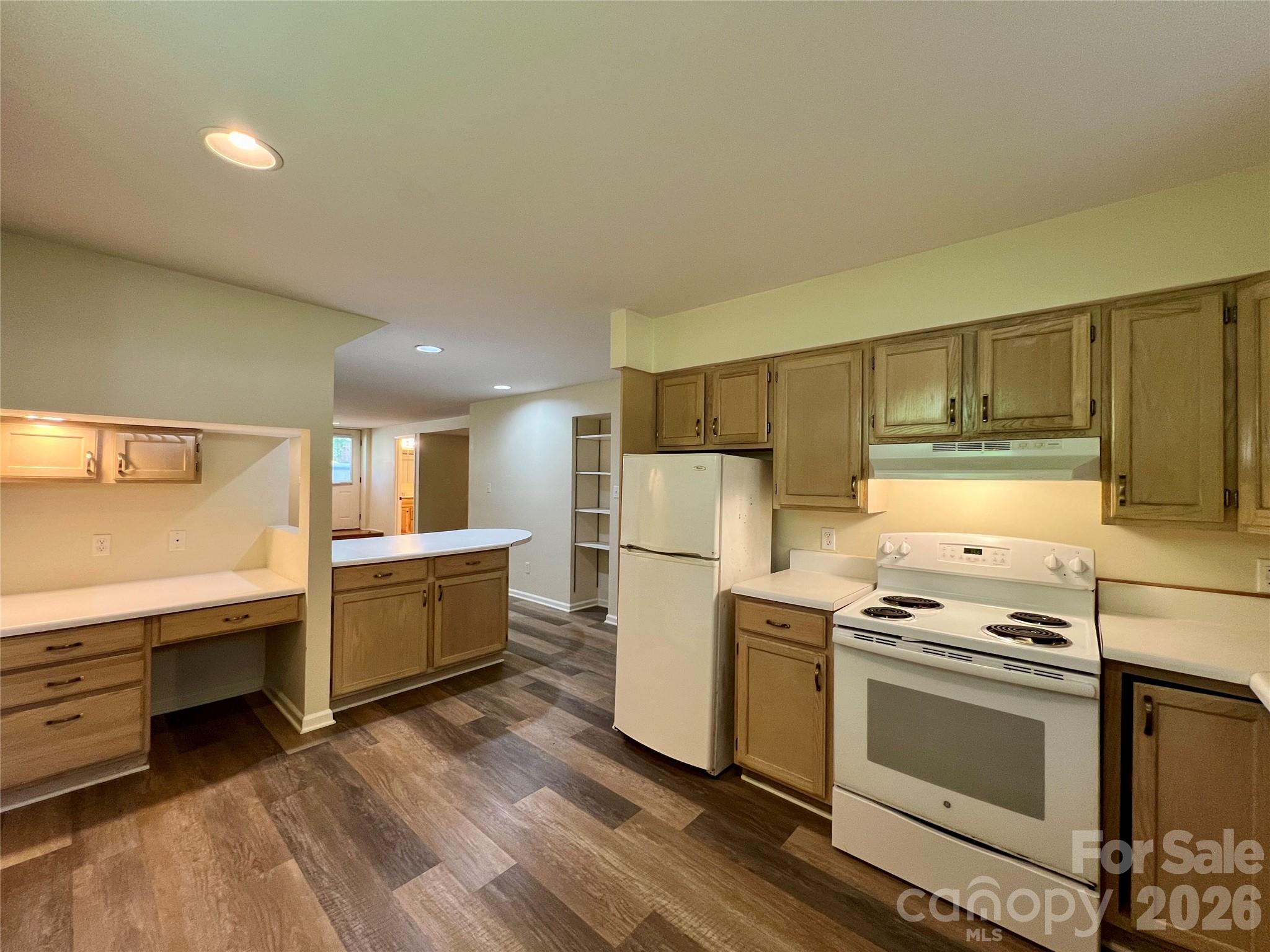 19 Saluda Street Property Photo 32