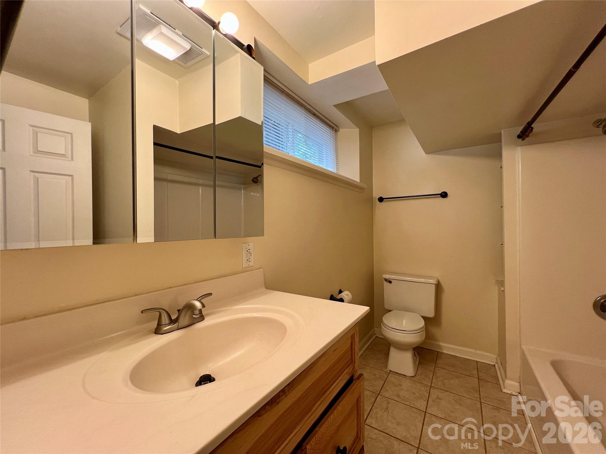 19 Saluda Street Property Photo 33