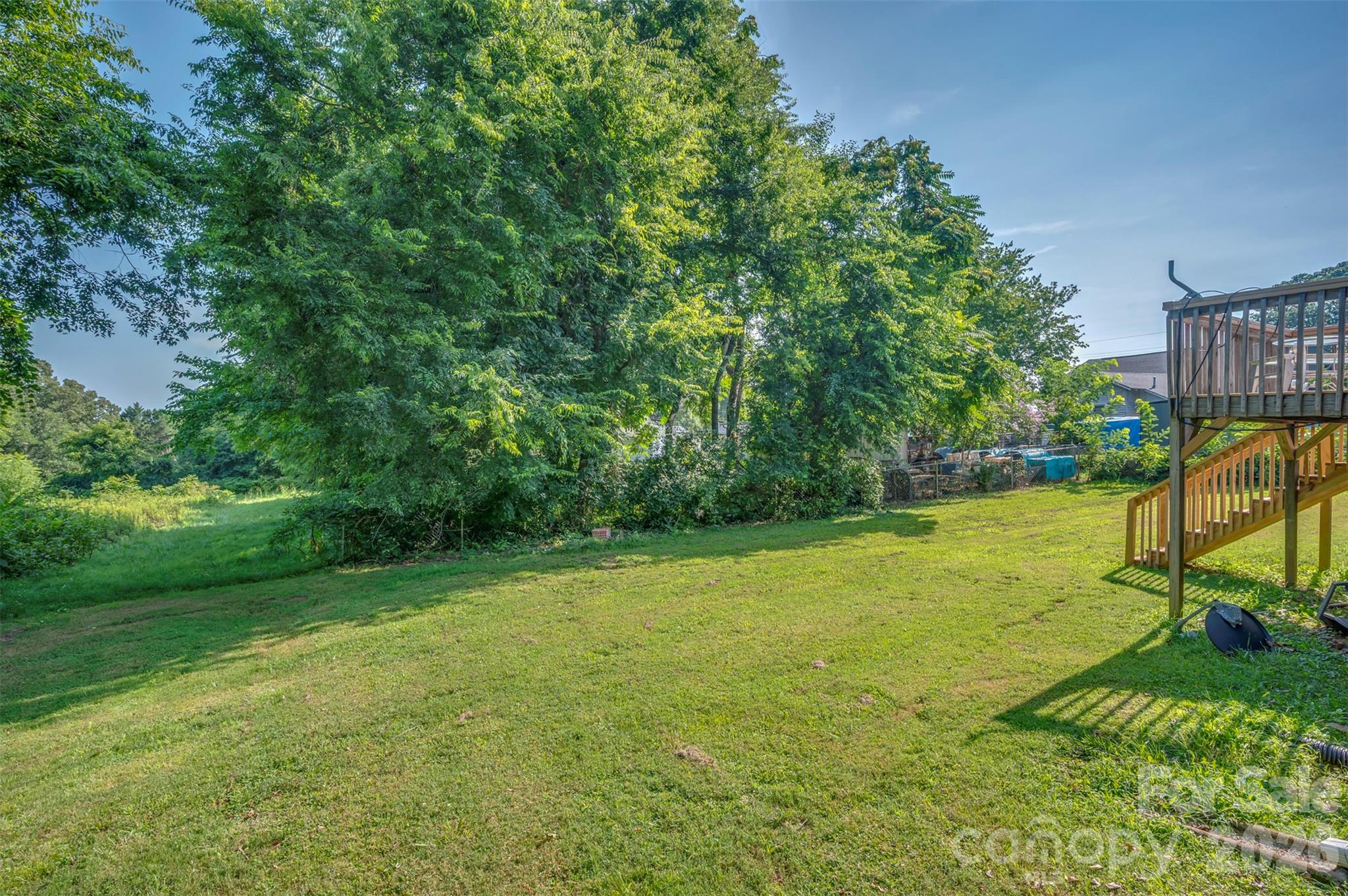 143 Big Springs Avenue Property Photo 4