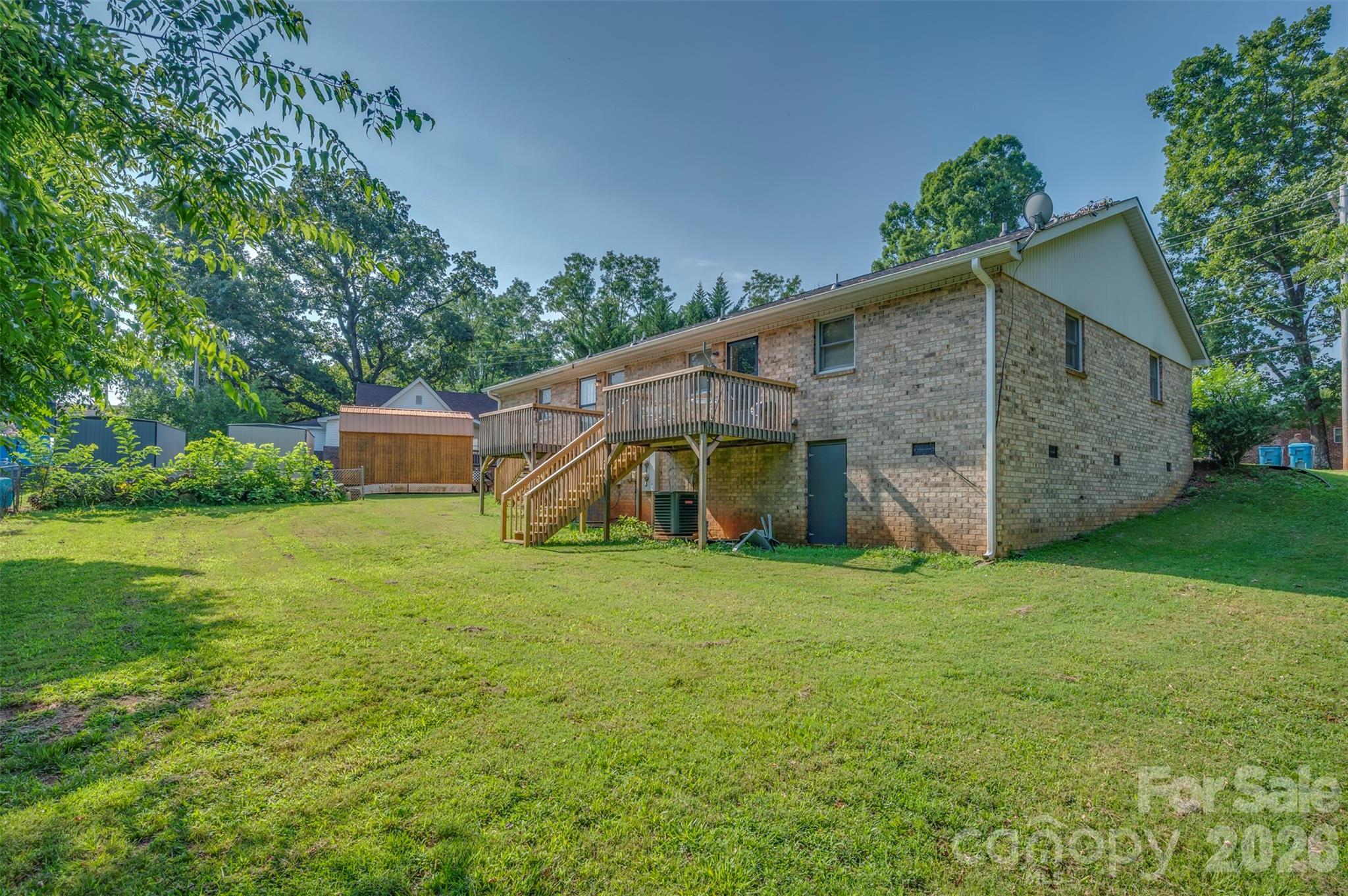 143 Big Springs Avenue Property Photo 27