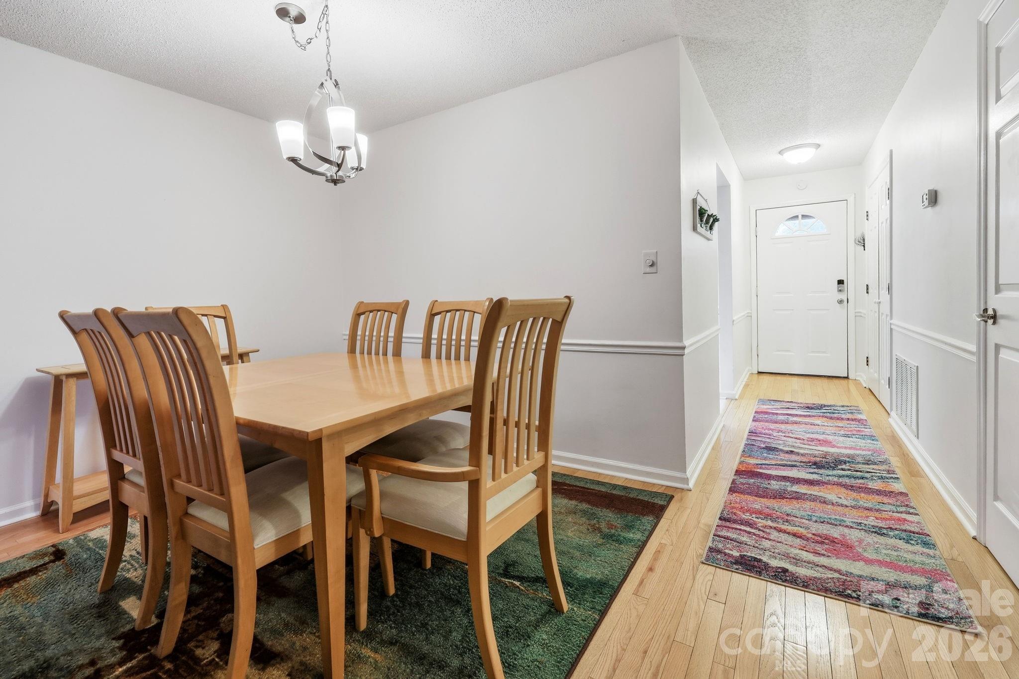 1503 Abbey Circle Property Photo 8
