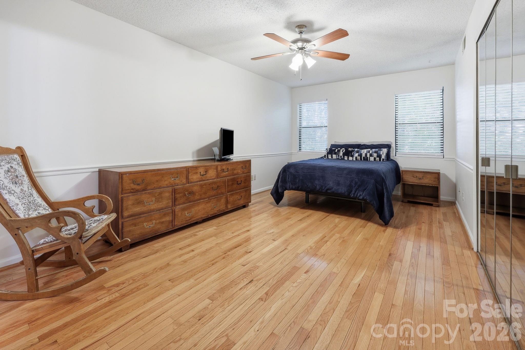 1503 Abbey Circle Property Photo 17