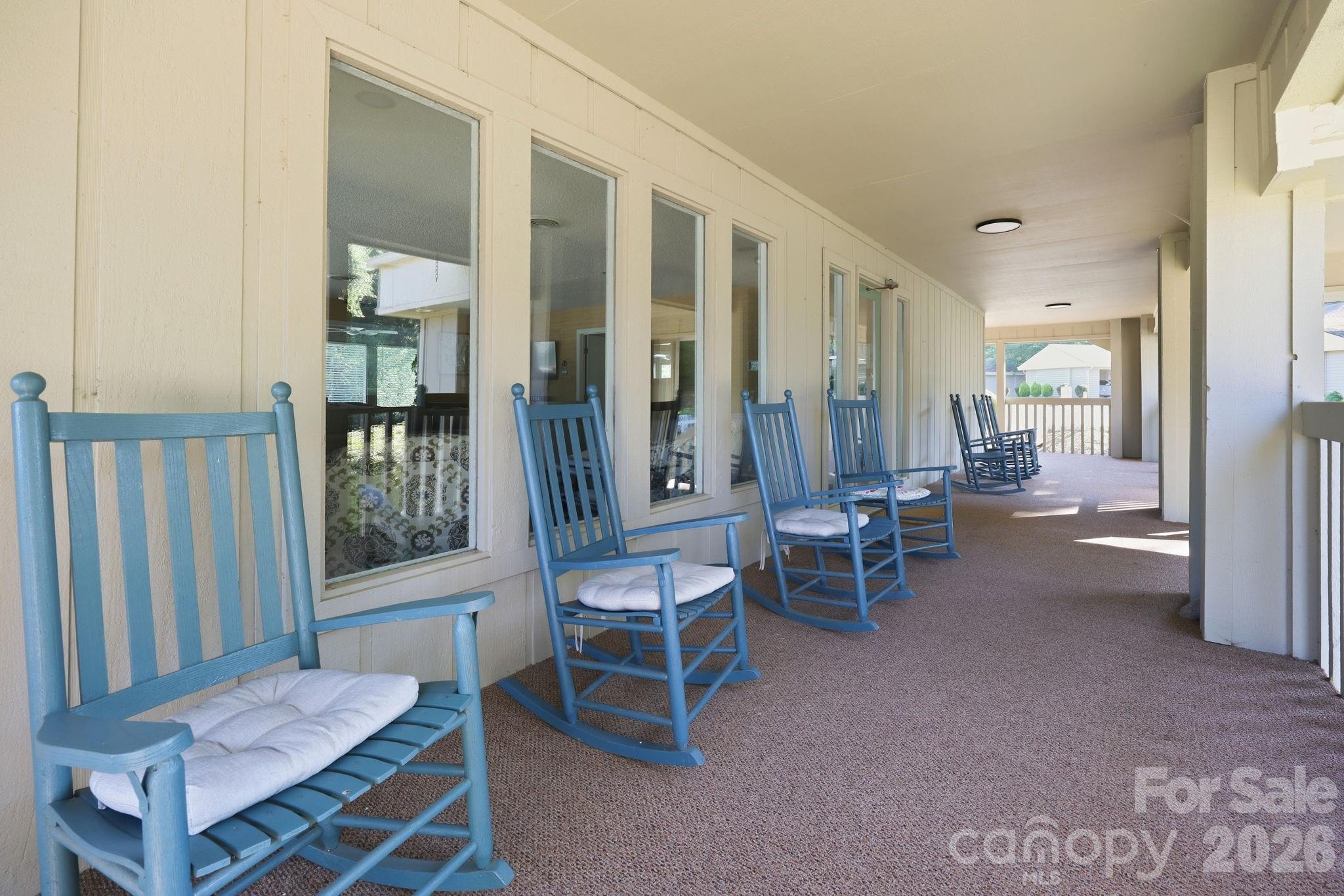 1503 Abbey Circle Property Photo 31