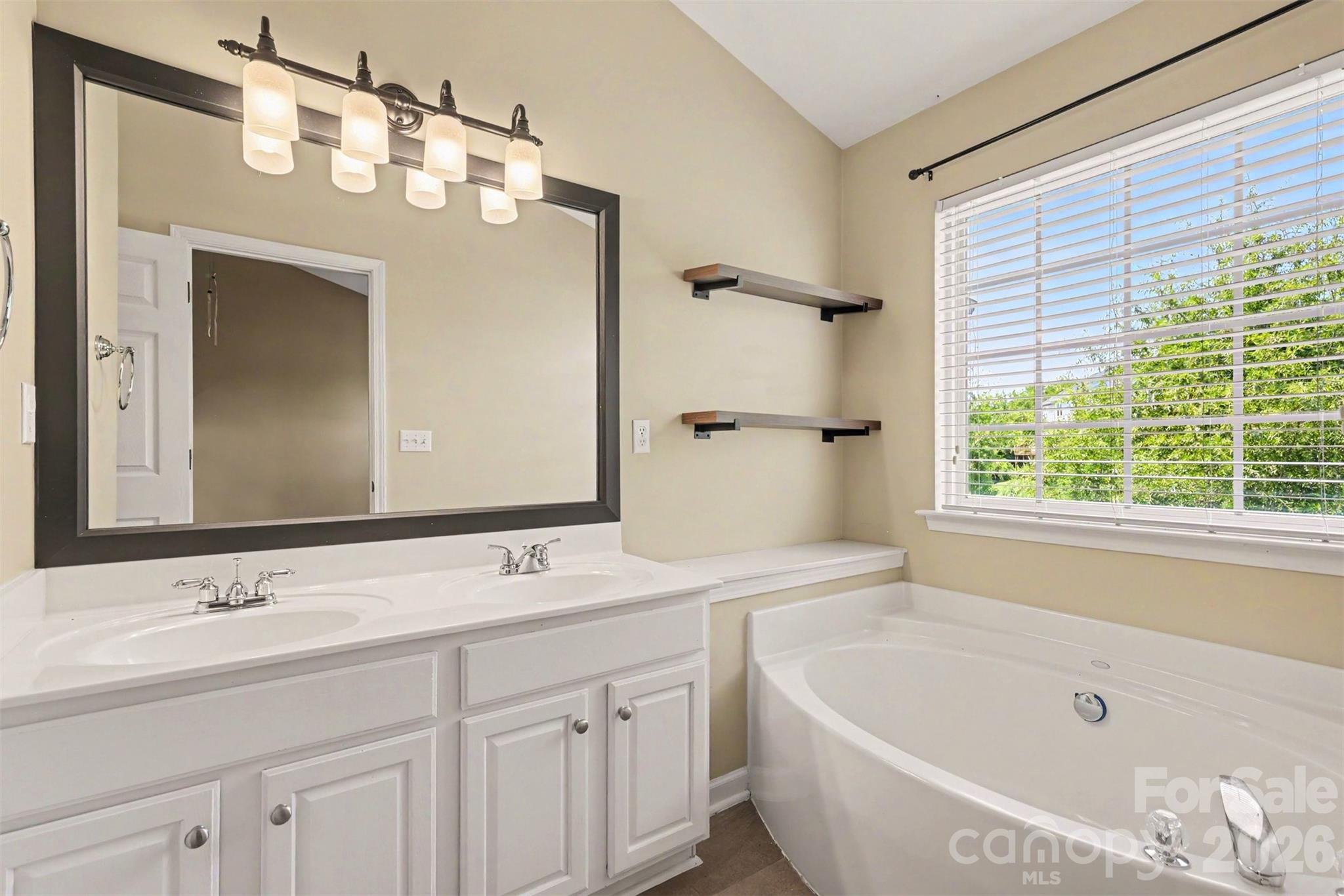 308 Langhorne Drive Property Photo 22