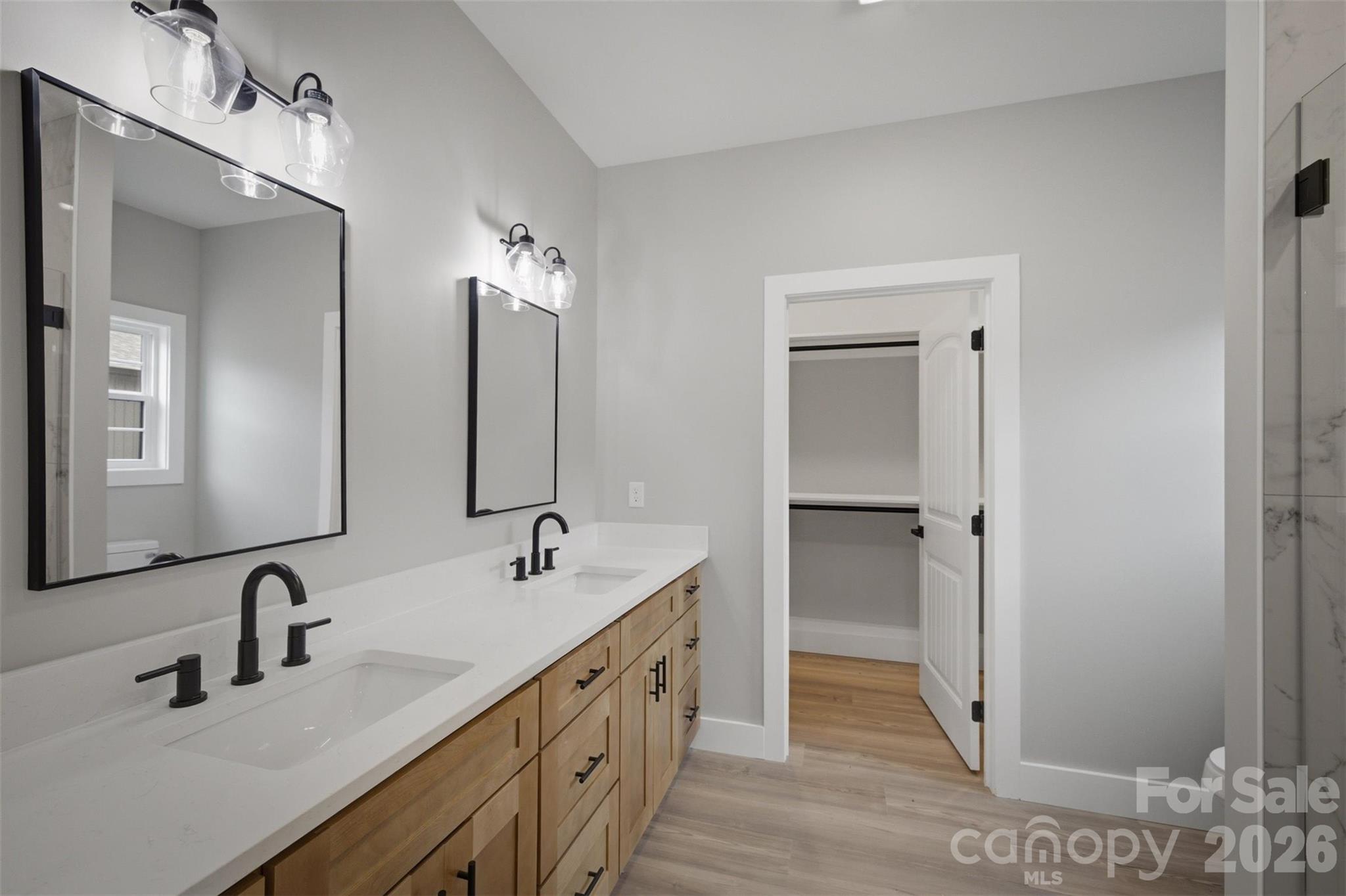 921 Overlook Drive Property Photo 15