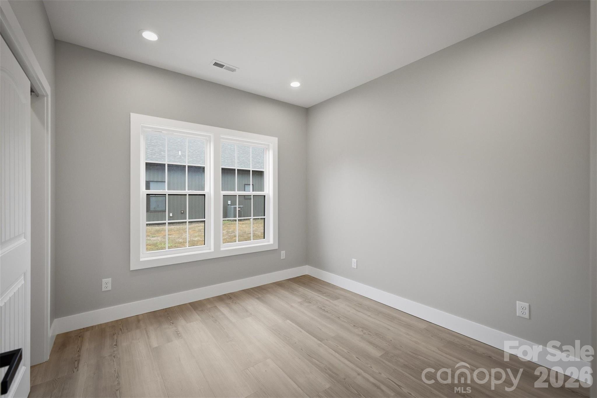 921 Overlook Drive Property Photo 21