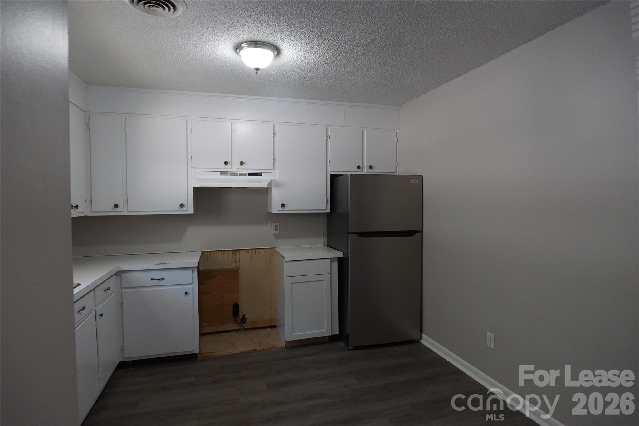 620 3rd Street Property Photo 6