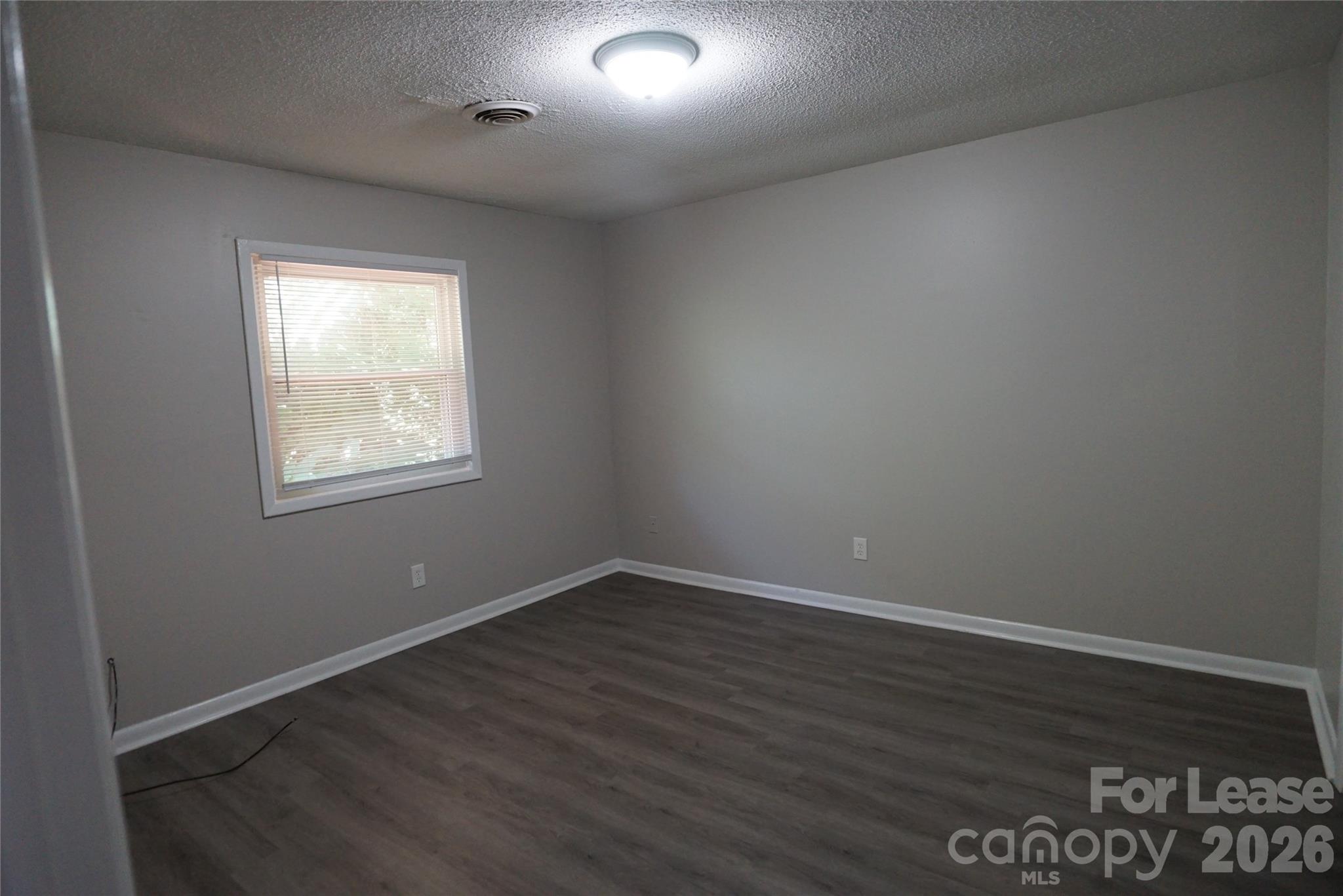 646 3rd Street Property Photo 7