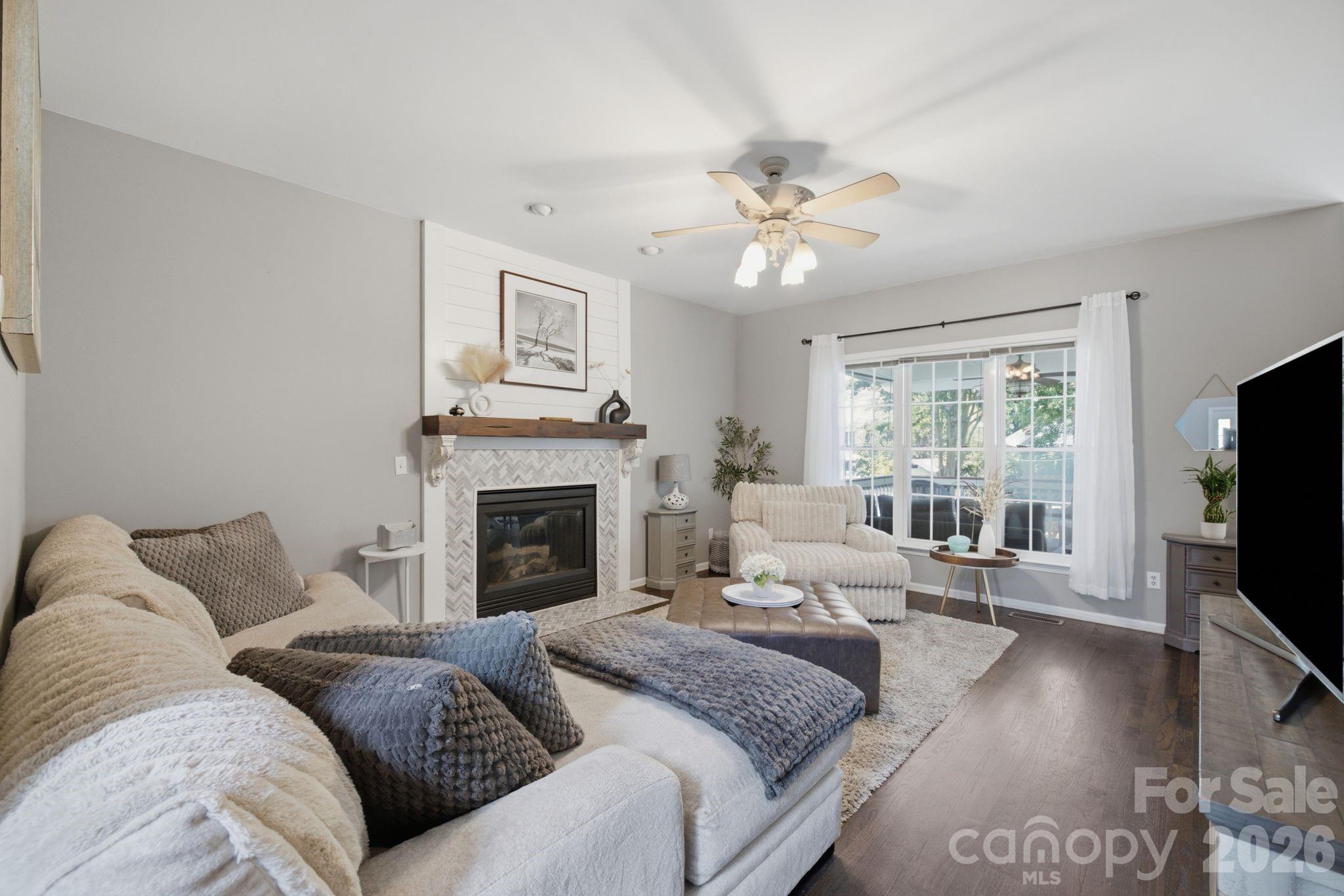 16914 Hampton Trace Road Property Photo 10
