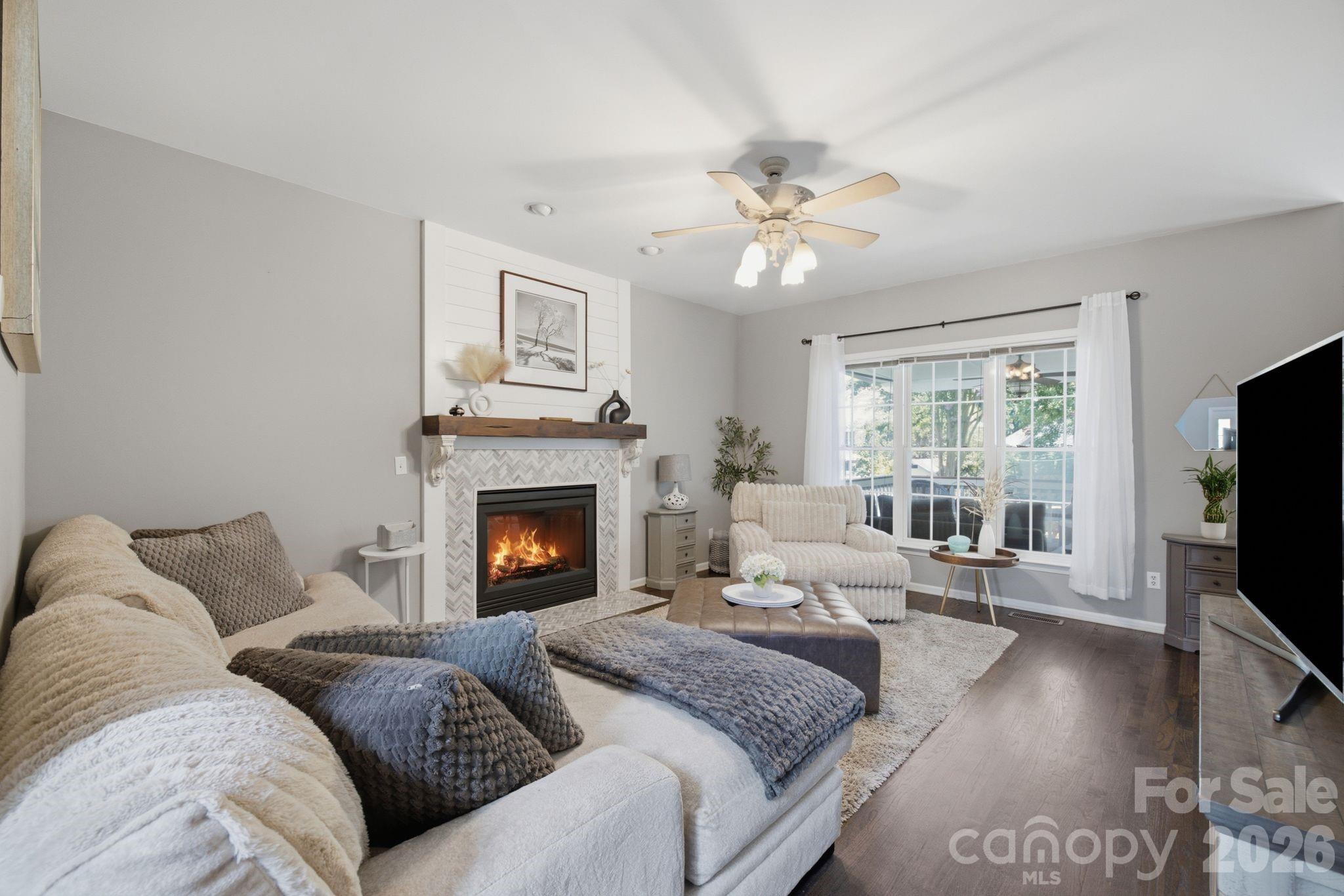 16914 Hampton Trace Road Property Photo 11