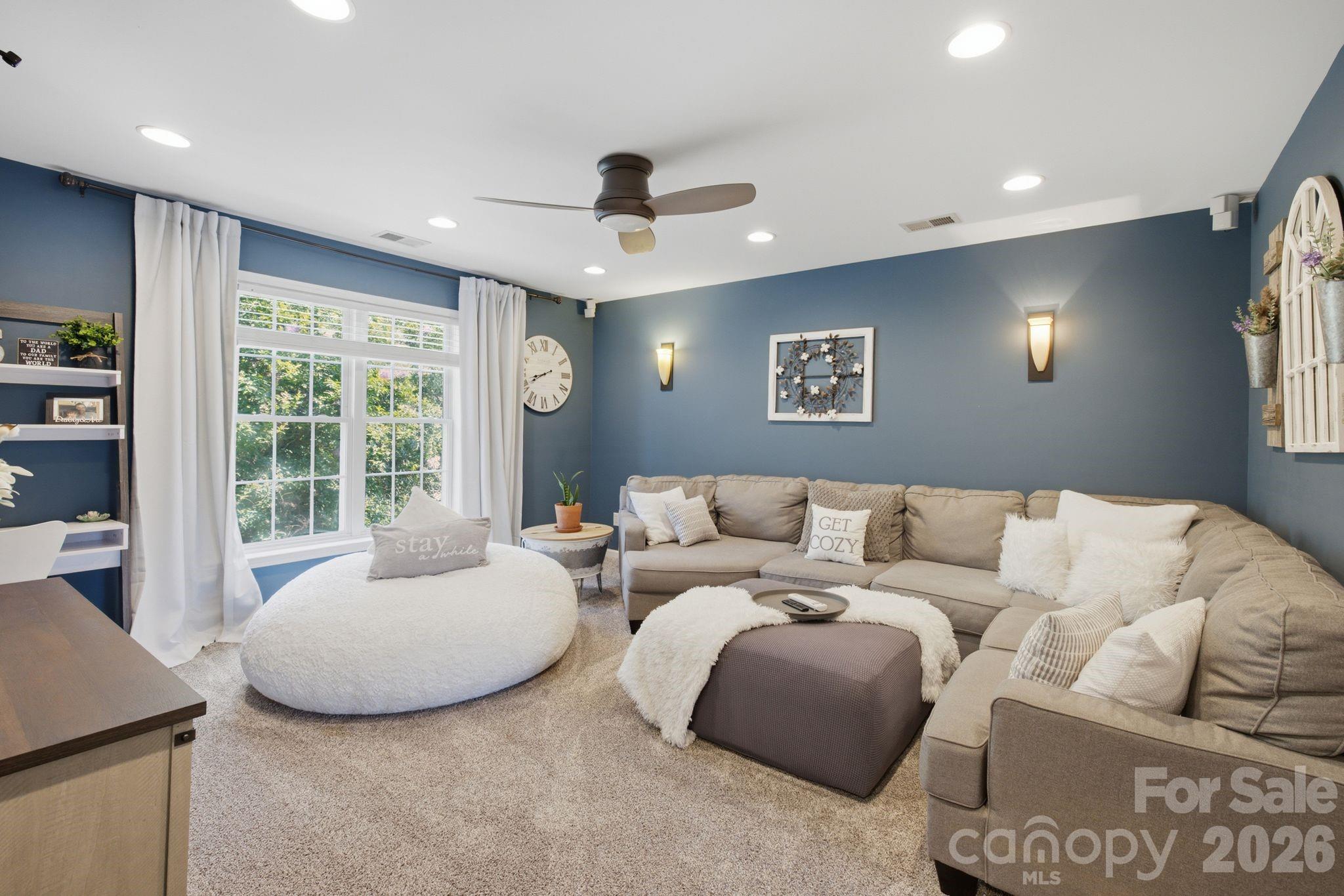 16914 Hampton Trace Road Property Photo 32