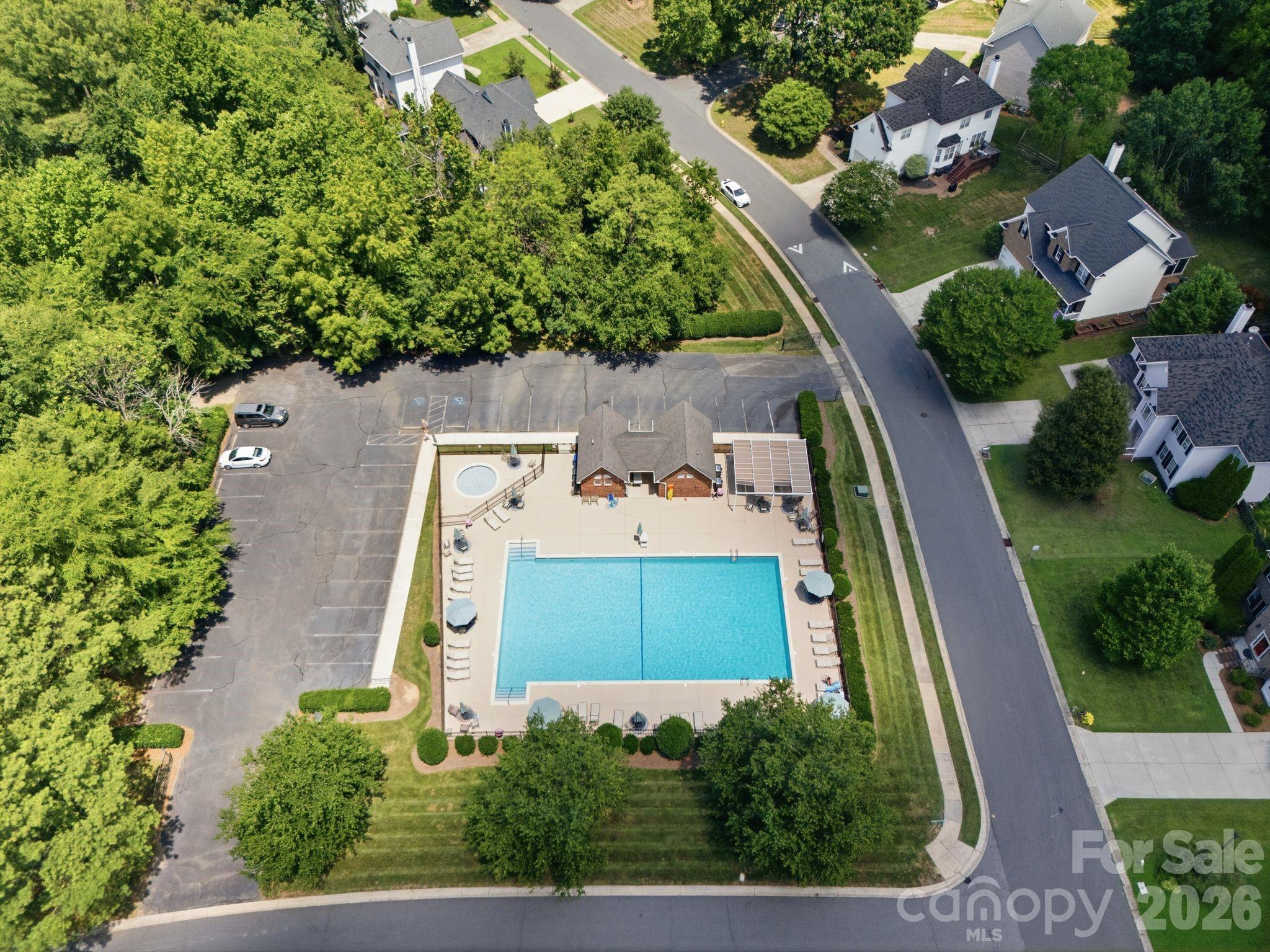 16914 Hampton Trace Road Property Photo 40