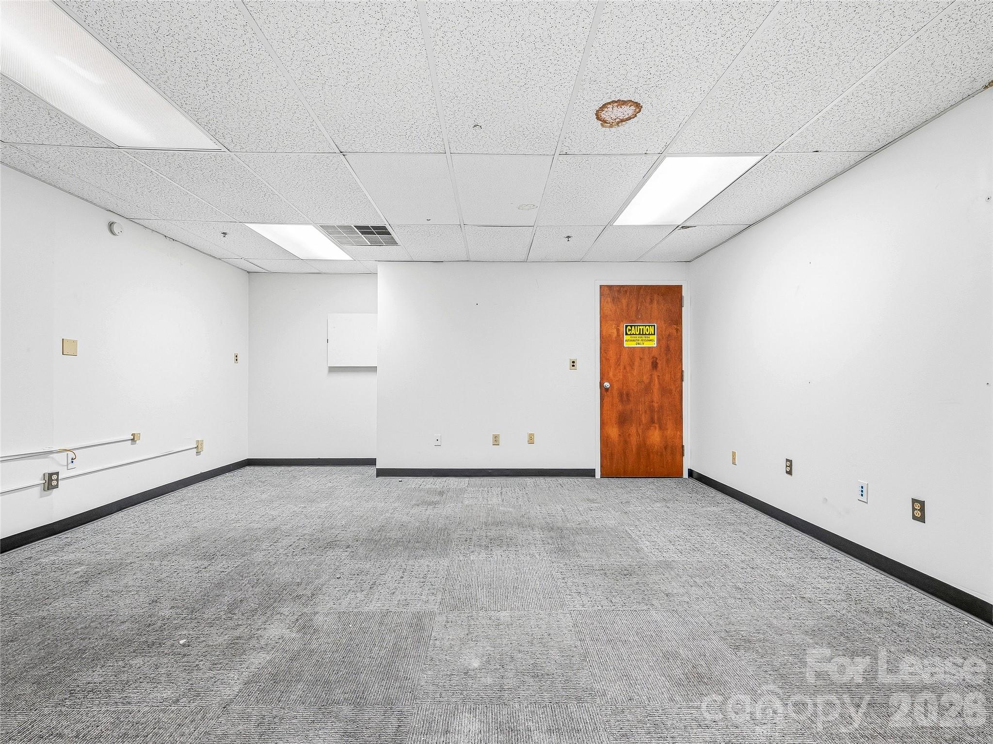 14 Ohenry Avenue 110 Property Photo 6