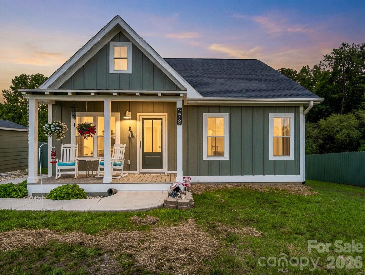 278 Right Prong Road Property Photo 1