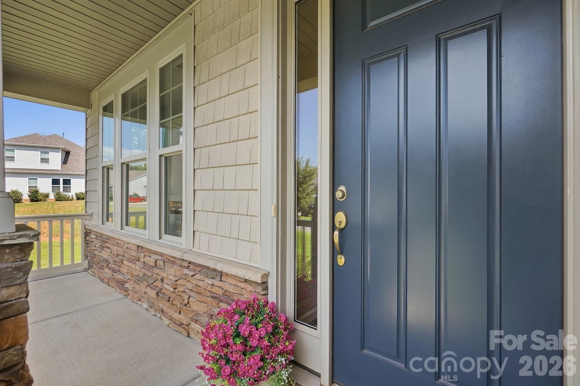 1100 Morning View Drive Property Photo 5