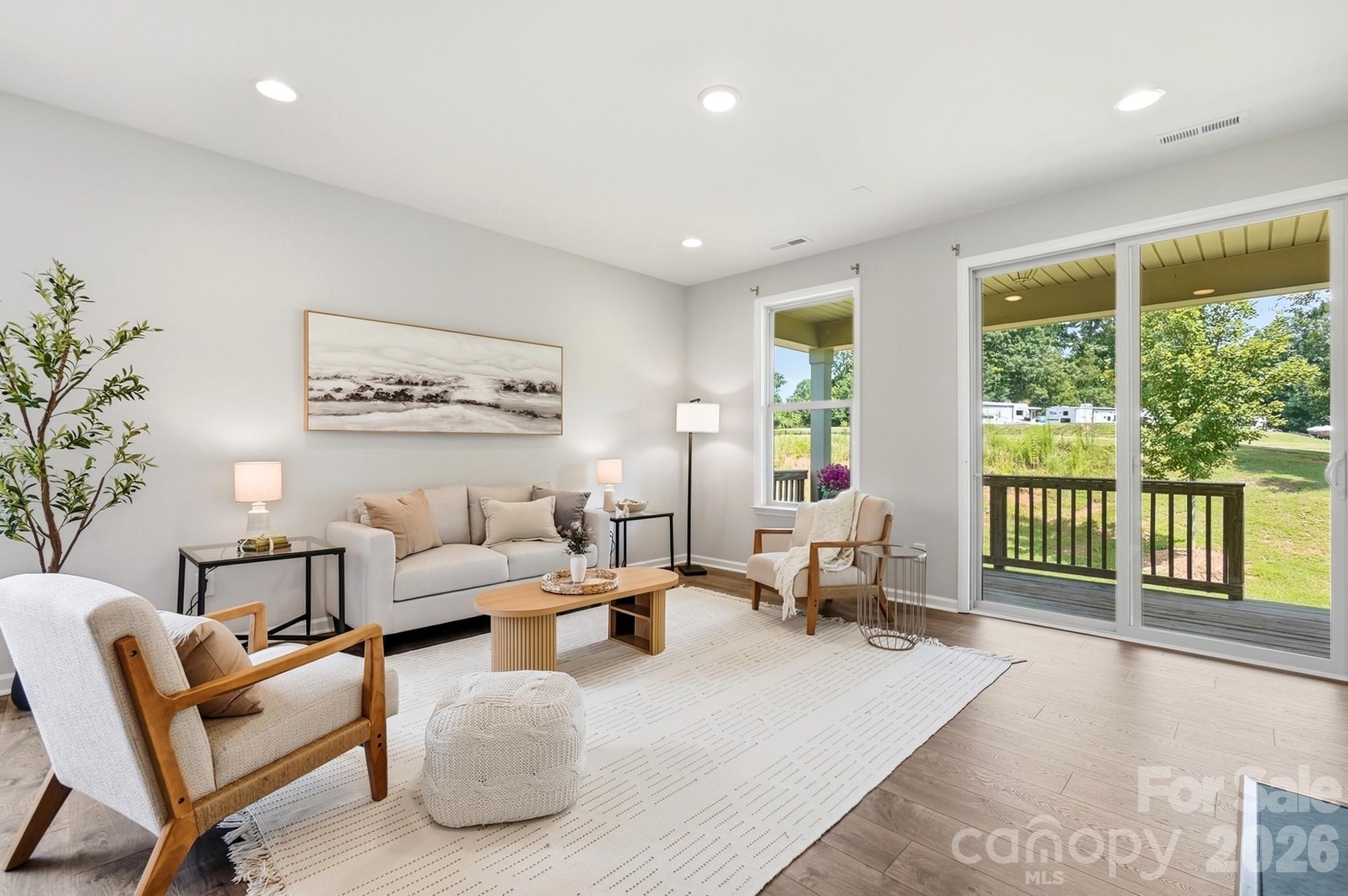 1100 Morning View Drive Property Photo 16