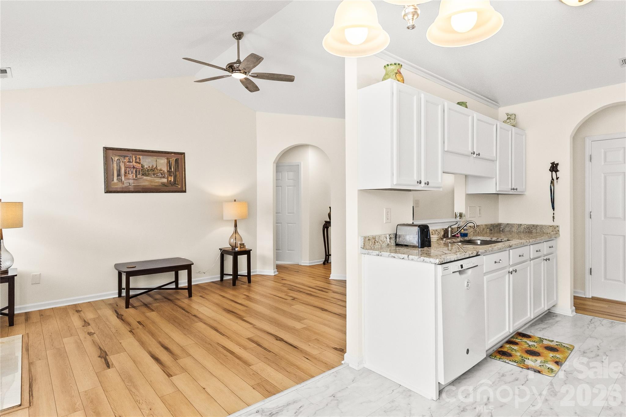 5405 Katherine Court Property Photo 15