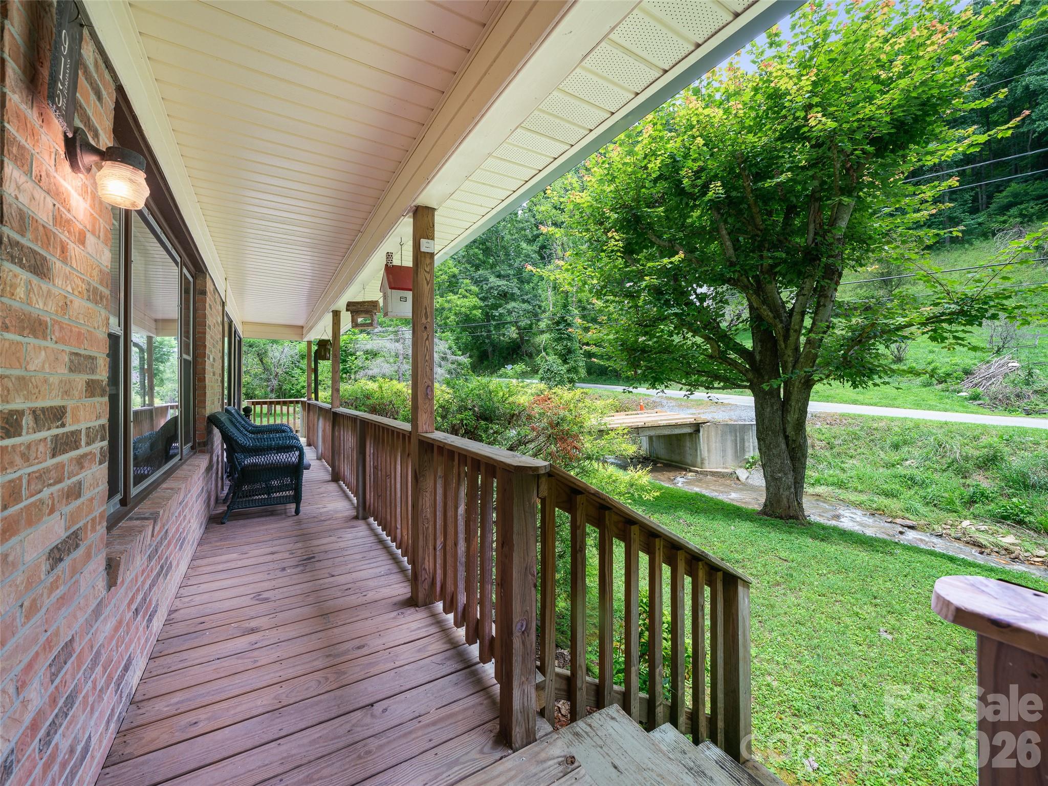 915 Little Creek Road Property Photo 3