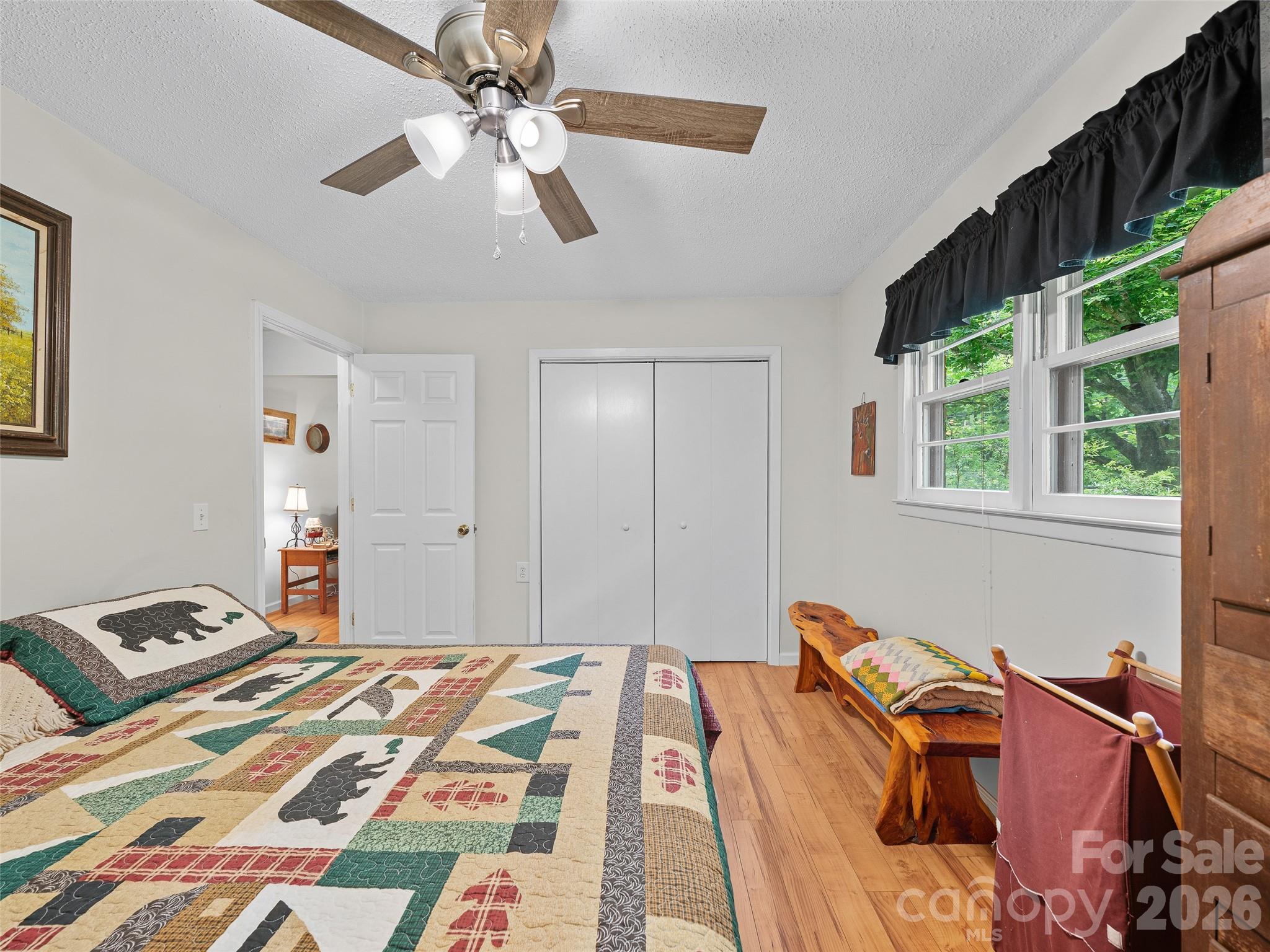 915 Little Creek Road Property Photo 16