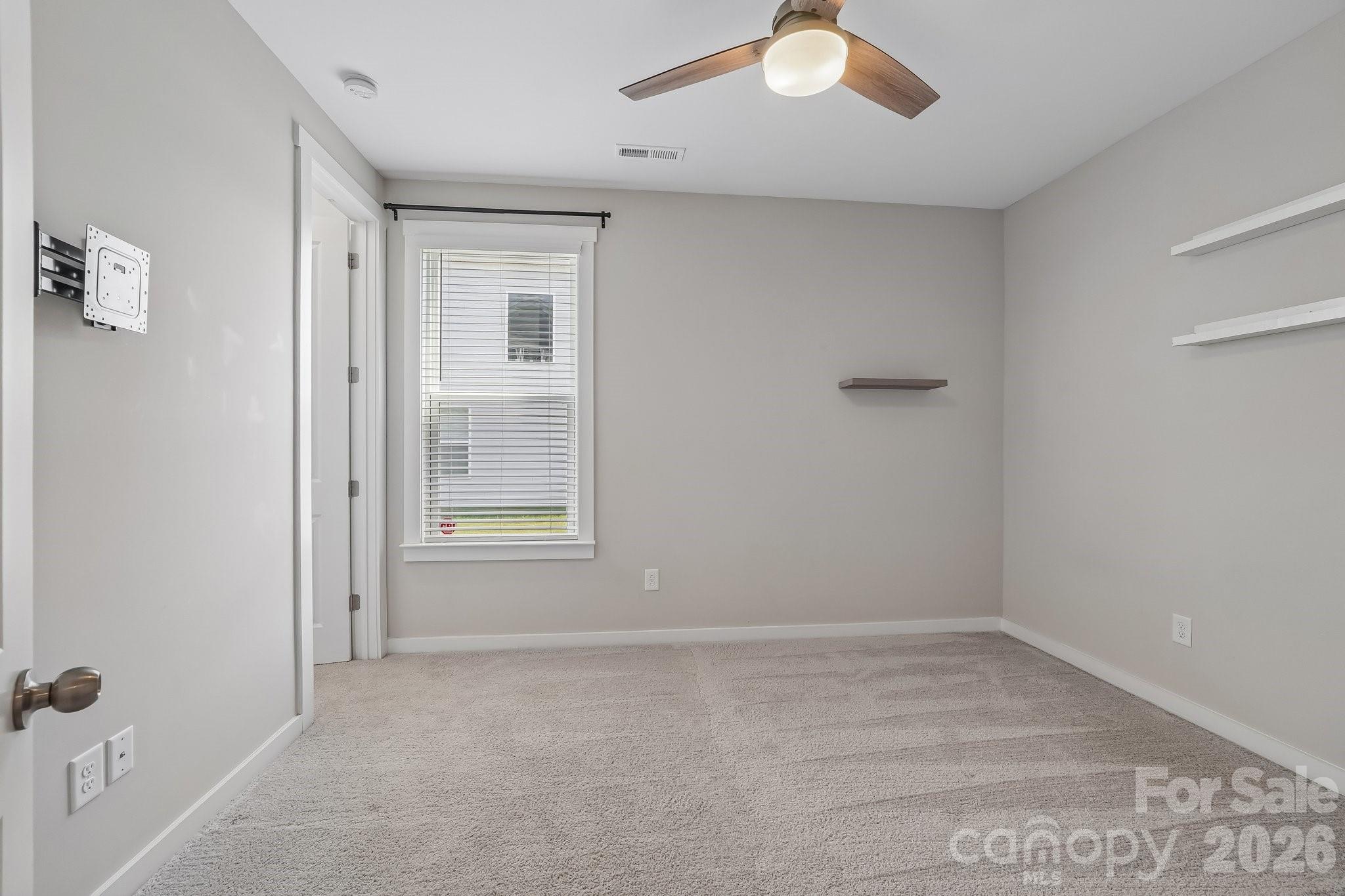 977 Bellegray Lane Property Photo 25