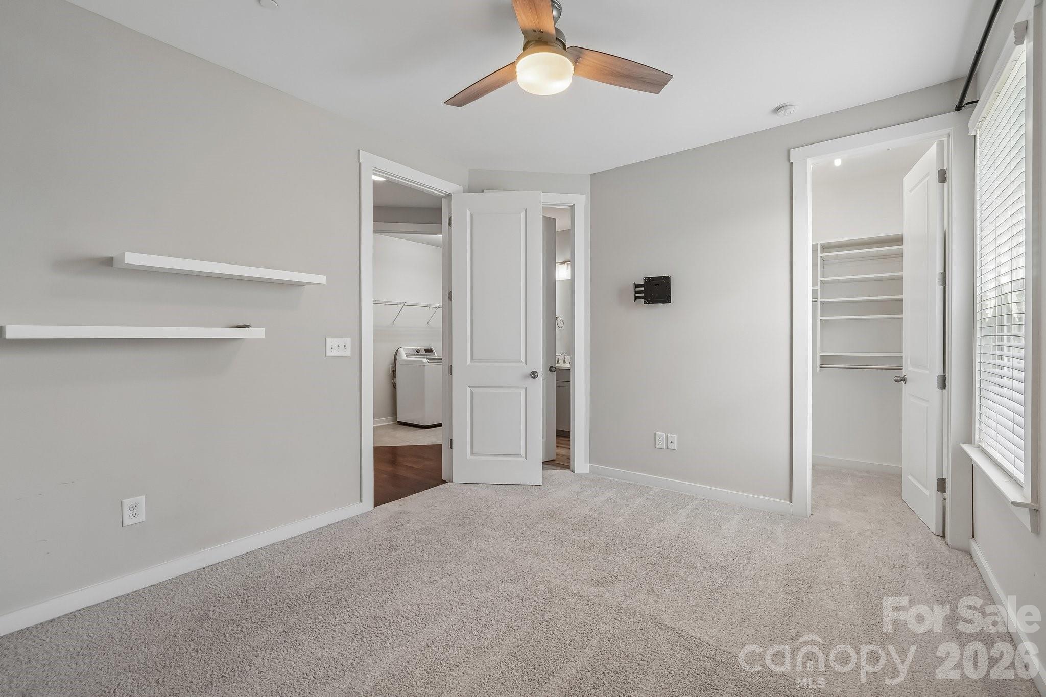 977 Bellegray Lane Property Photo 26