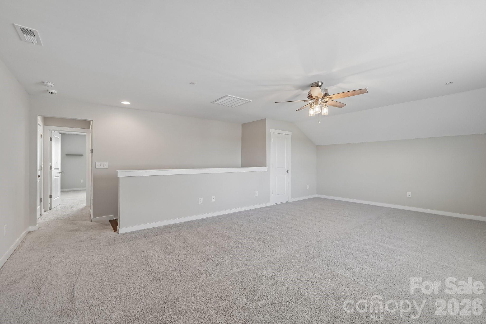 977 Bellegray Lane Property Photo 27