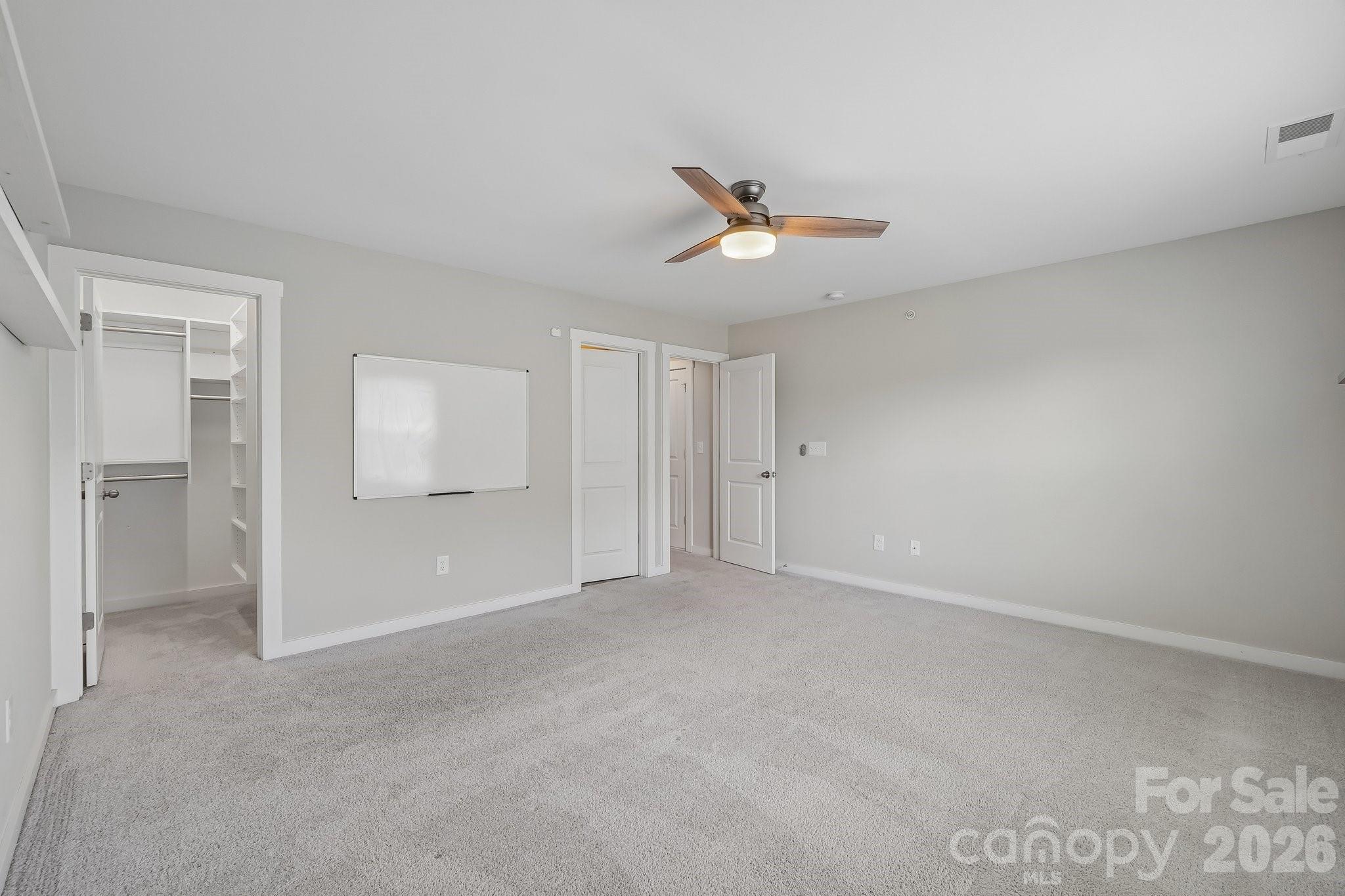 977 Bellegray Lane Property Photo 31