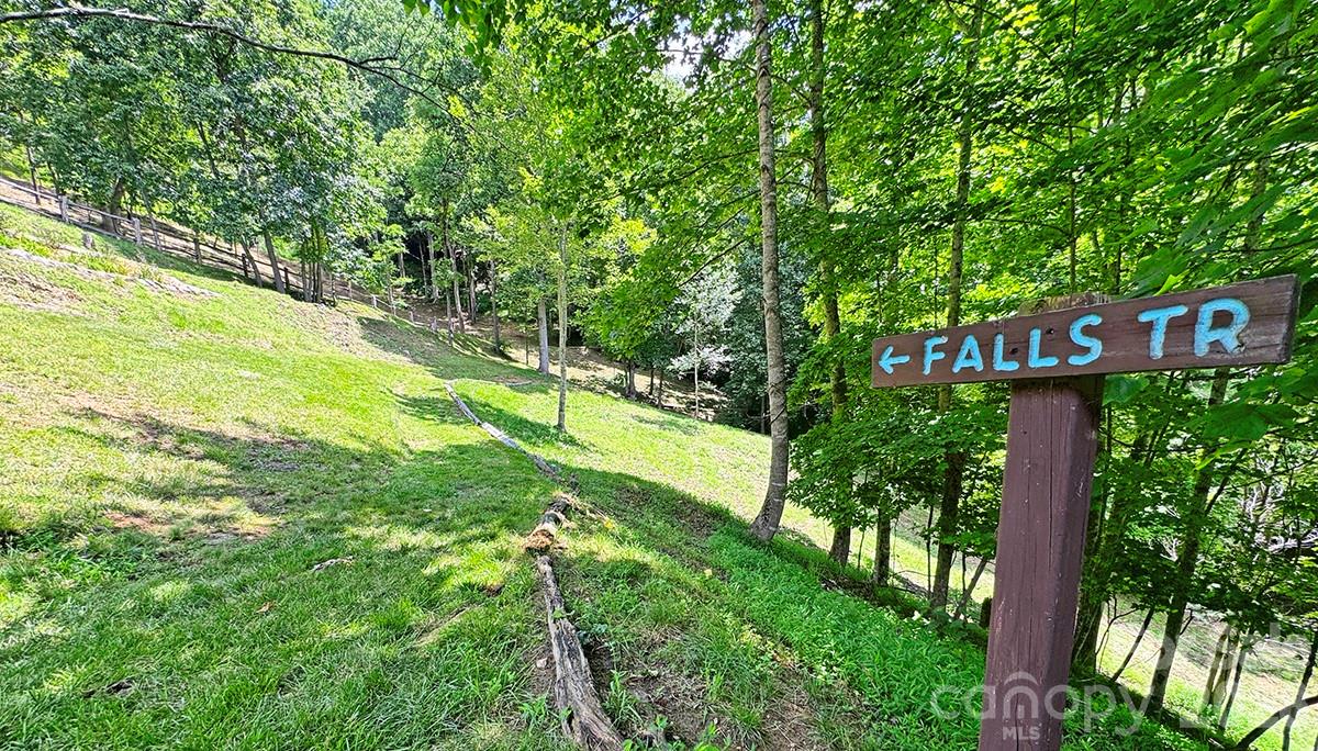 294 Red Knob Lane Property Photo 43
