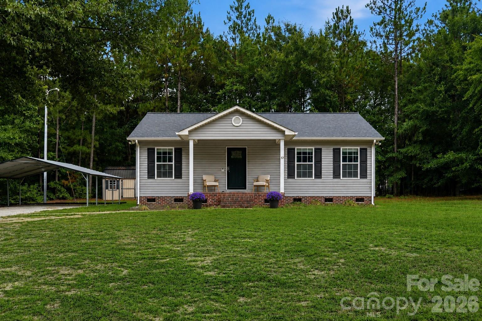102 Twin Brook Lane Property Photo 2