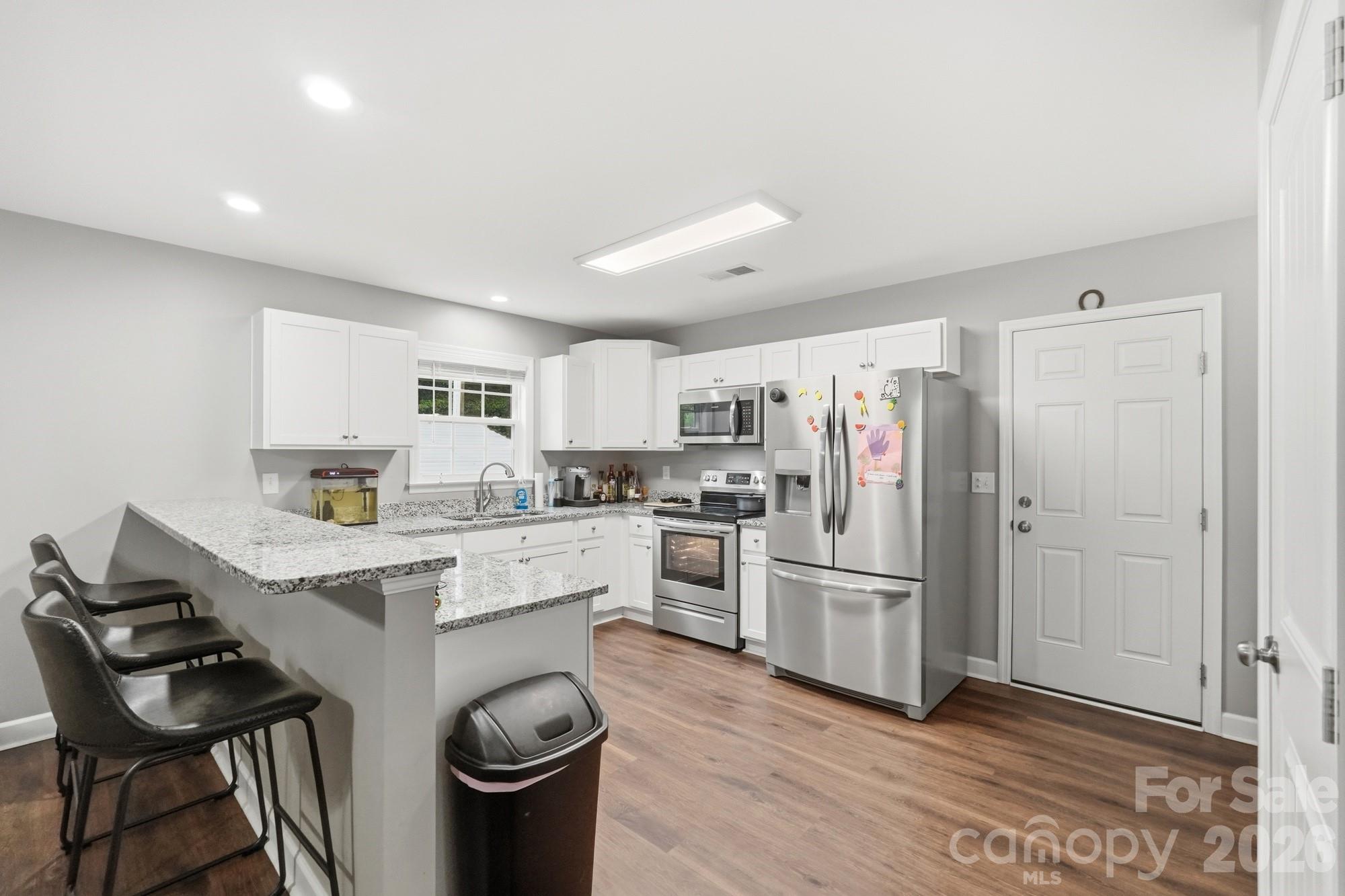 102 Twin Brook Lane Property Photo 12