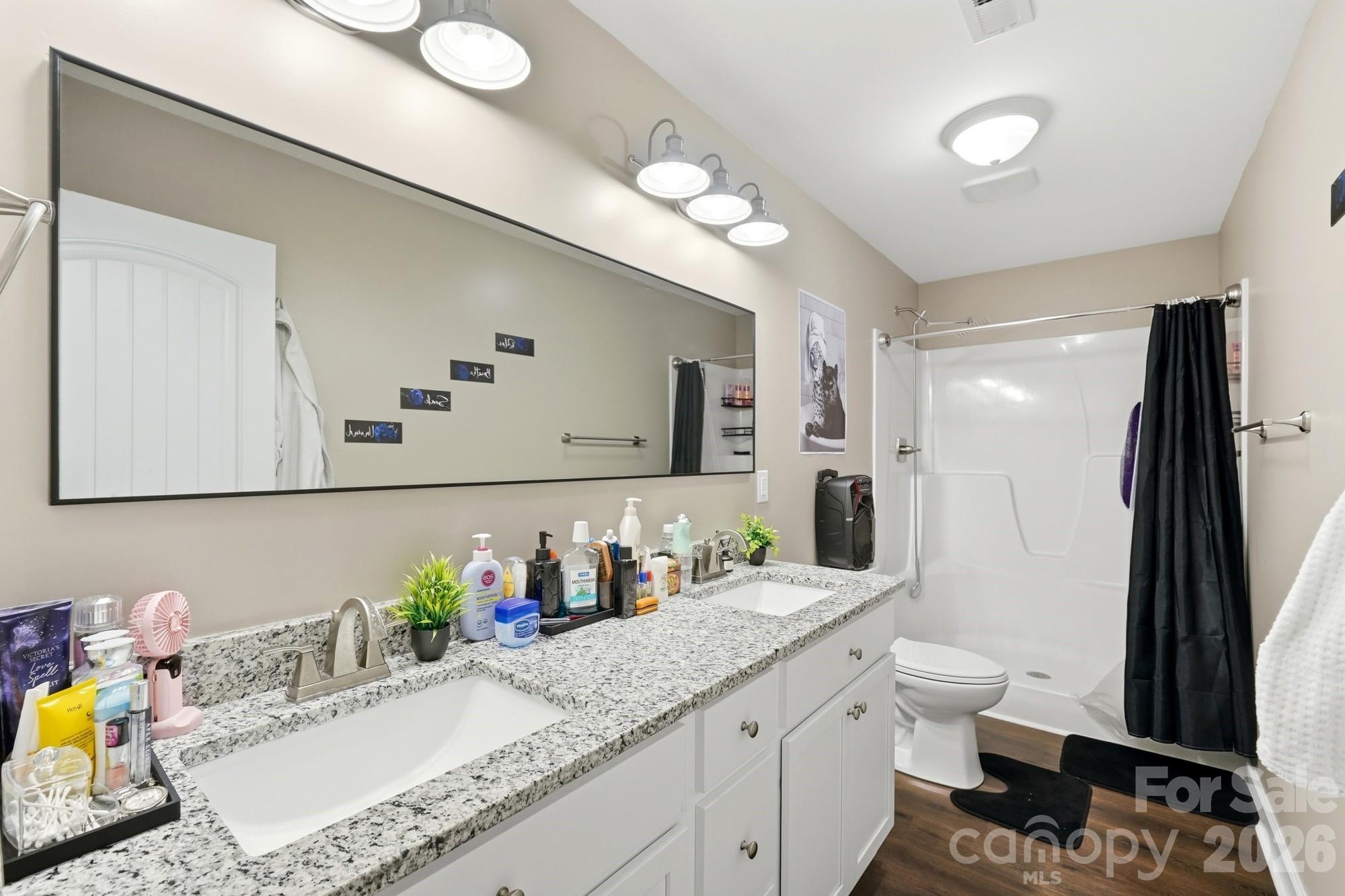 102 Twin Brook Lane Property Photo 18