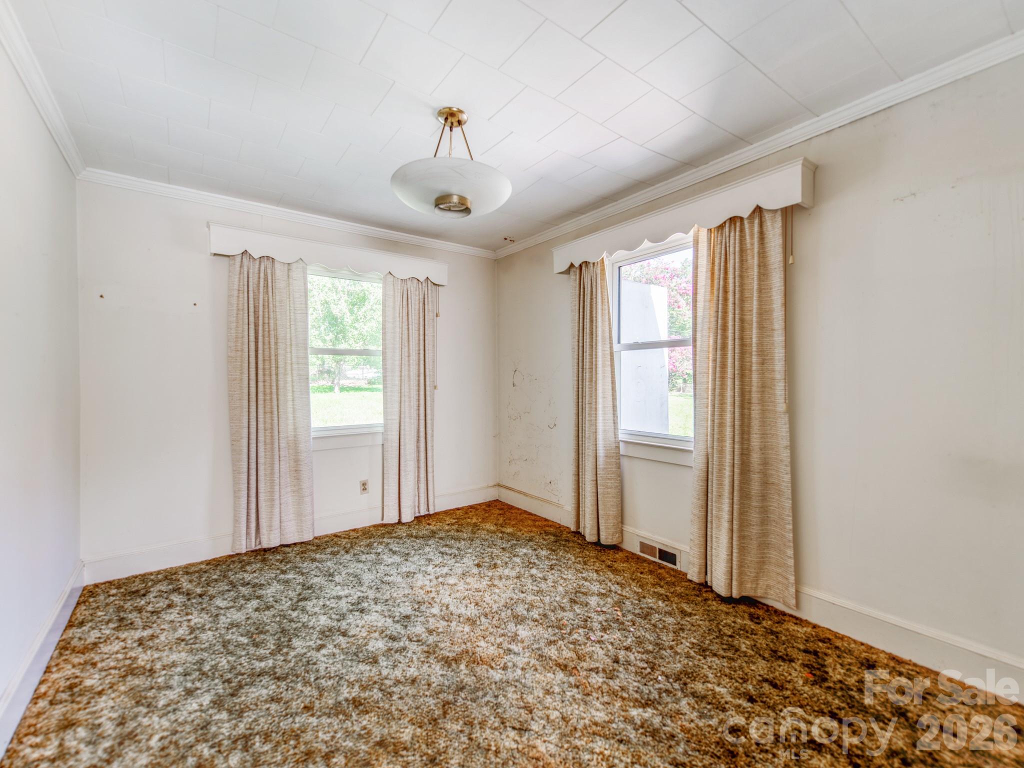 350 Raleigh Street Property Photo 8