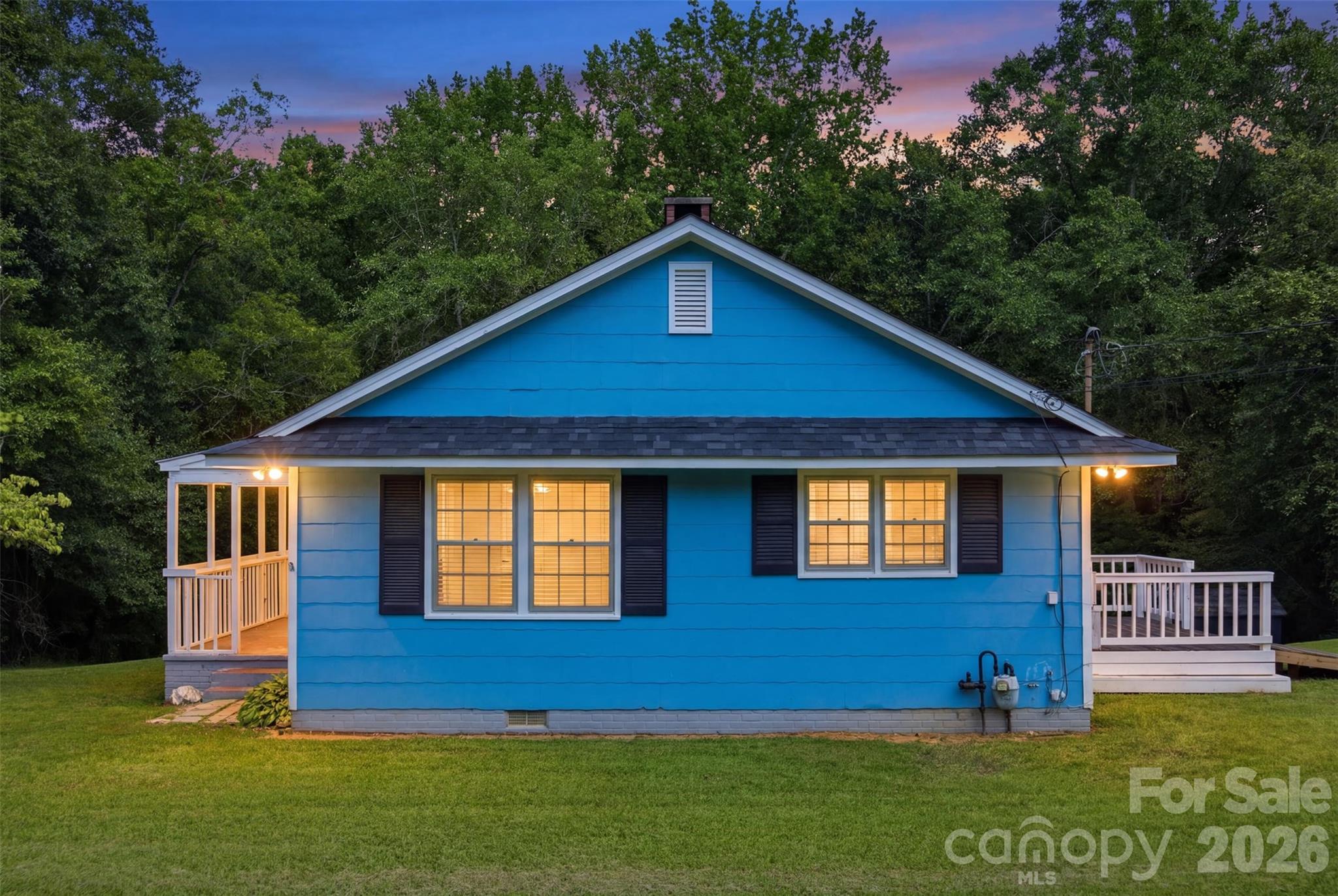 1471 Winthrop Avenue Property Photo 1