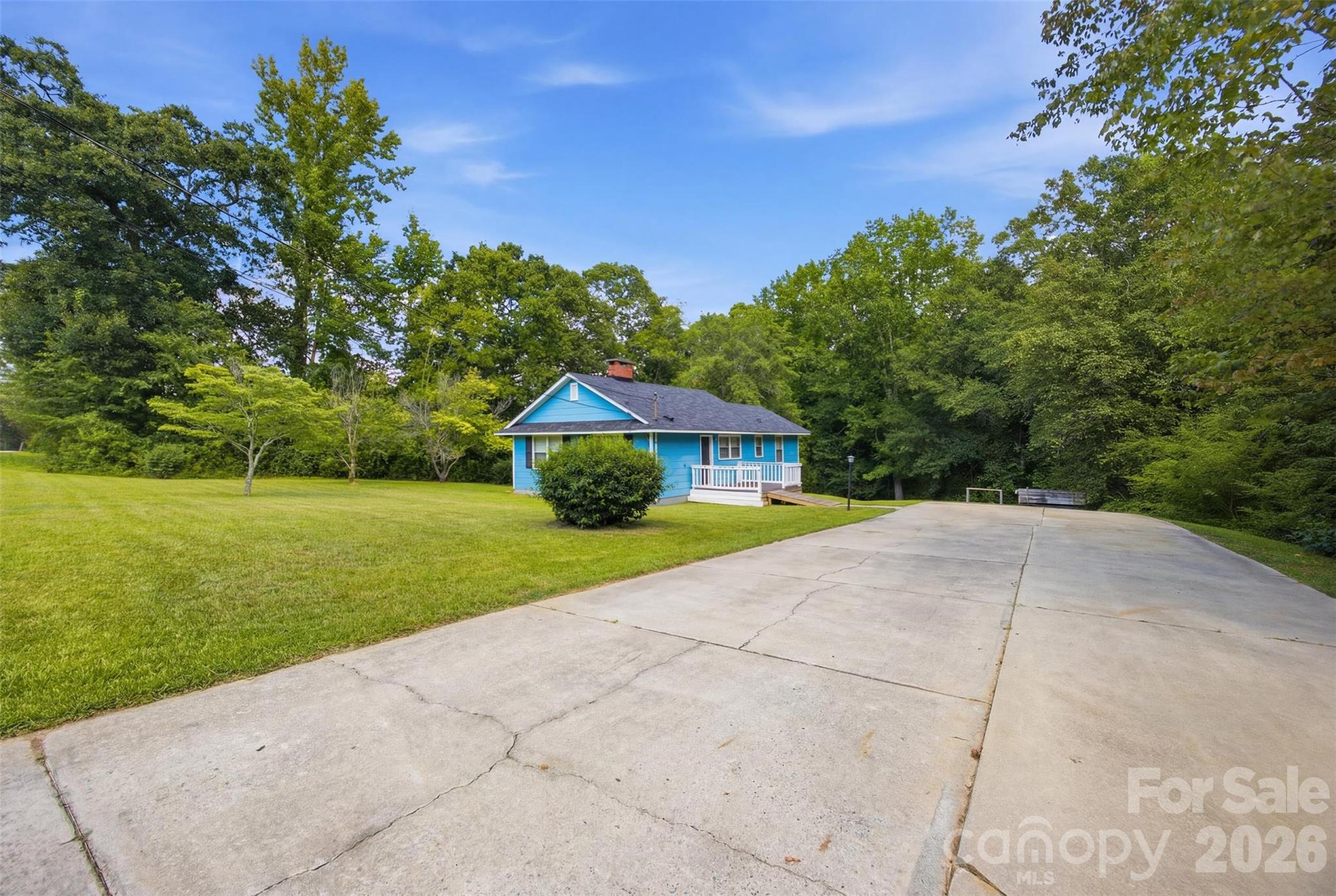 1471 Winthrop Avenue Property Photo 2