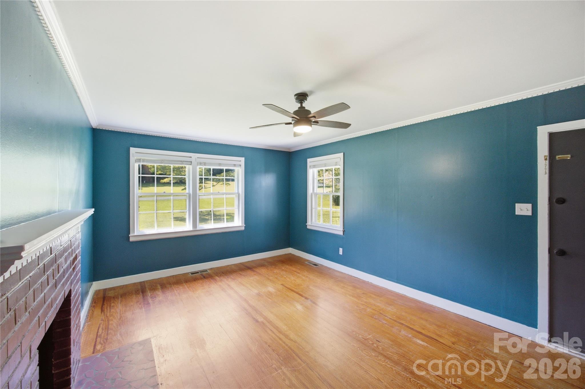 1471 Winthrop Avenue Property Photo 12