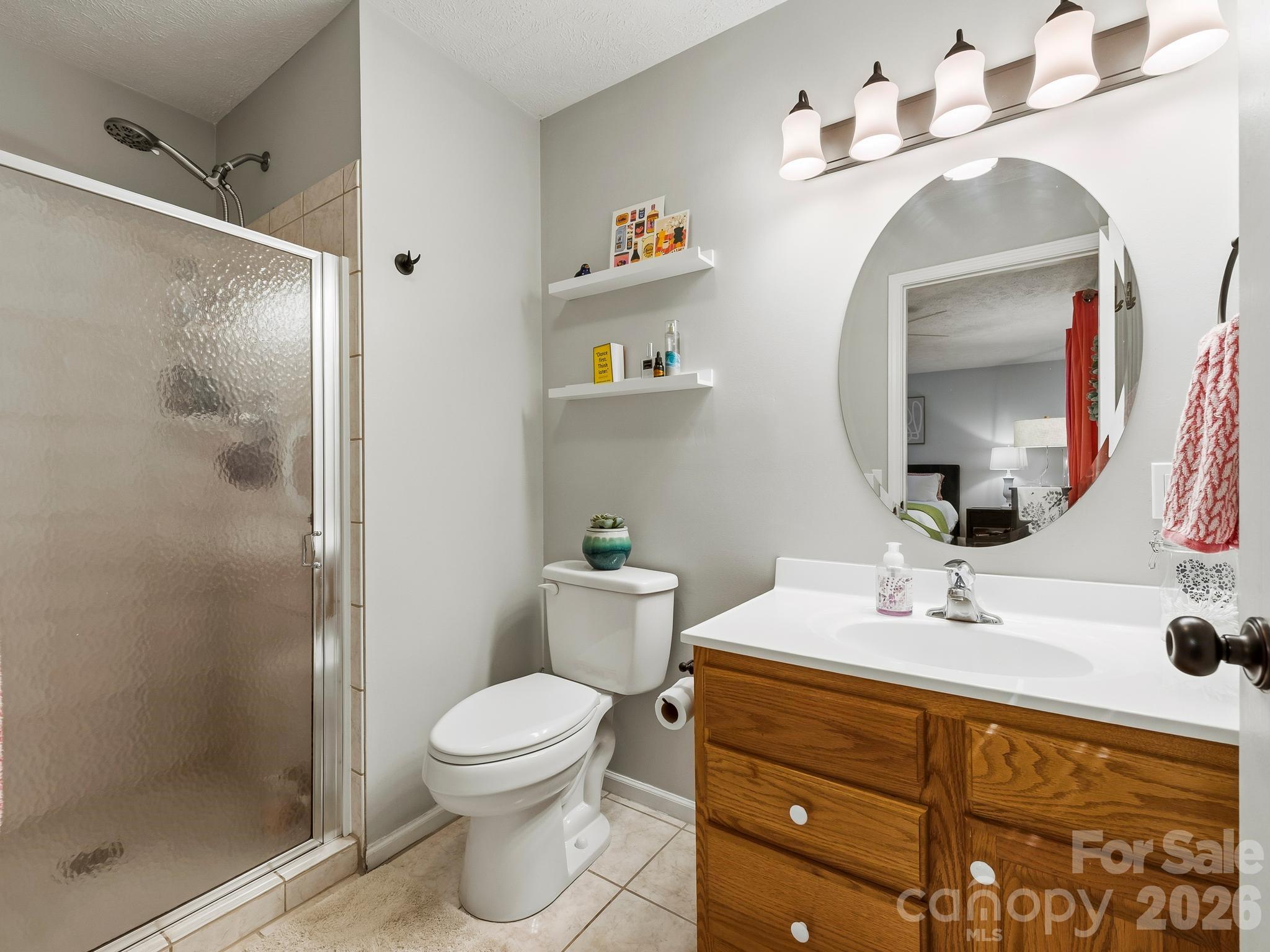 210 N Hillandale Drive Extension 10 Property Photo 18