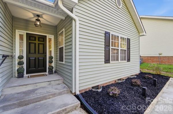 676 Continental Drive Property Photo 3