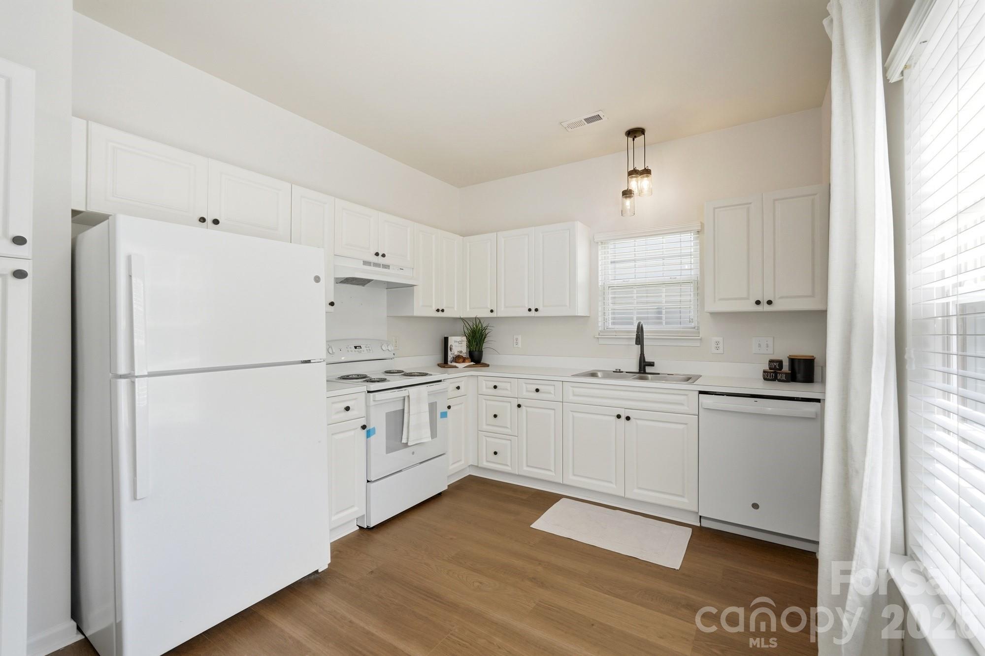 676 Continental Drive Property Photo 9