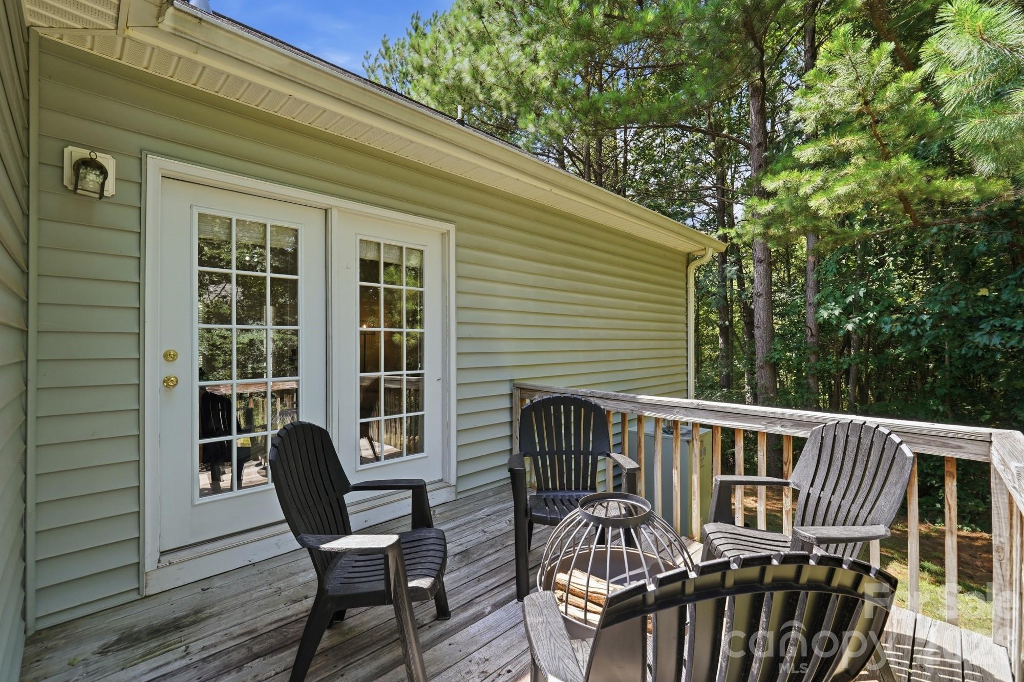 676 Continental Drive Property Photo 19