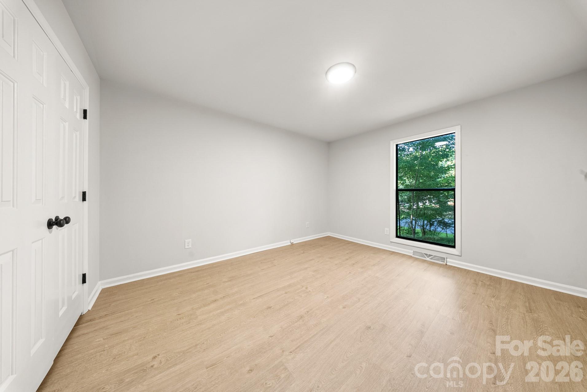4739 Squirrel Nest Lane Property Photo 15