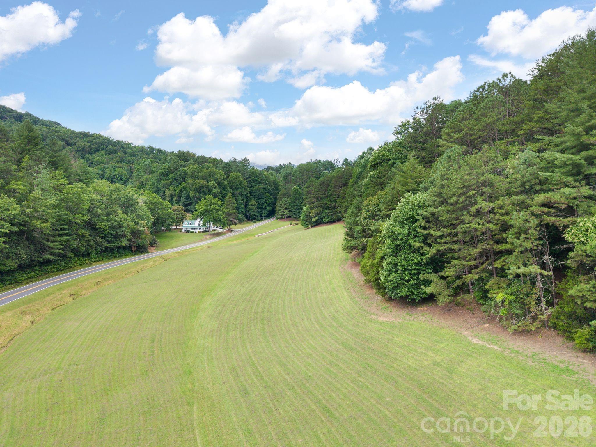 1408 Tellico Road Property Photo 9