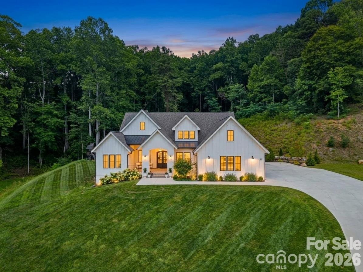 30 Bridgeway Drive Property Photo 1