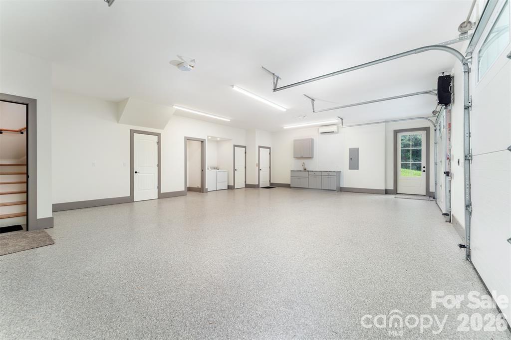 326 Golden Valley Drive Property Photo 19