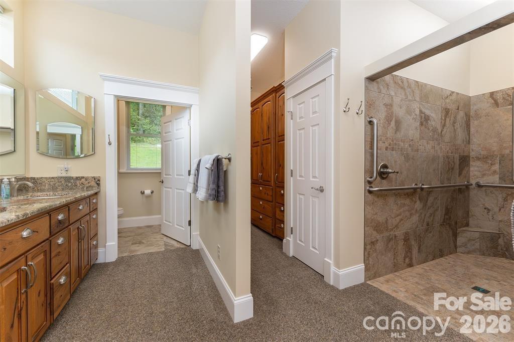 326 Golden Valley Drive Property Photo 23