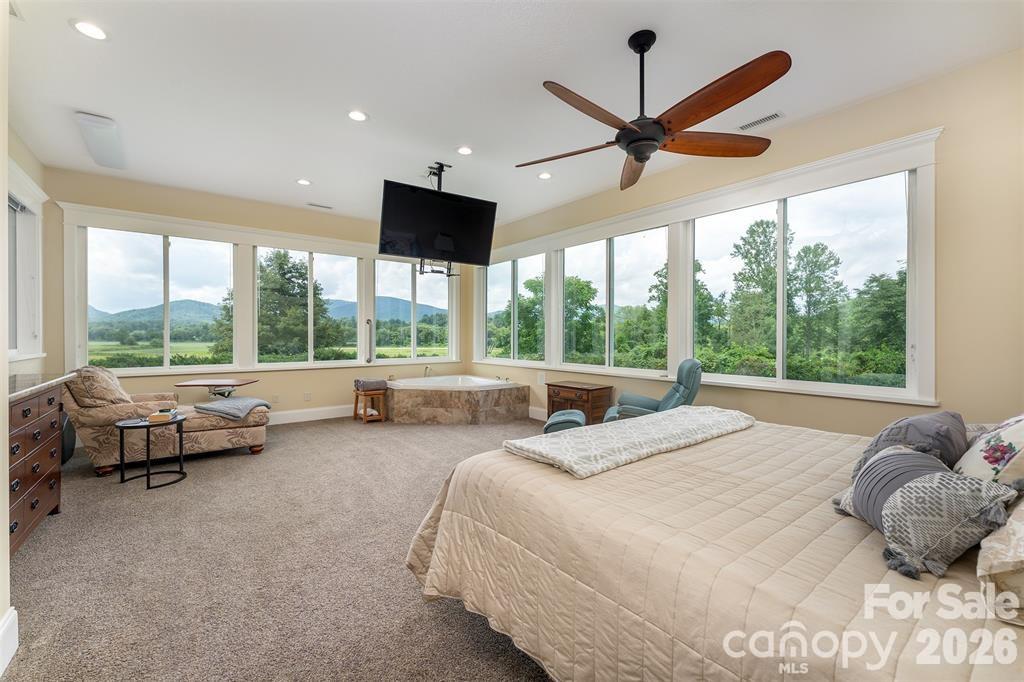 326 Golden Valley Drive Property Photo 25