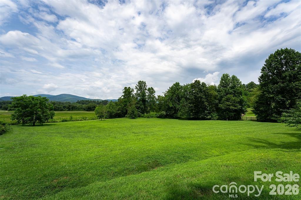326 Golden Valley Drive Property Photo 31