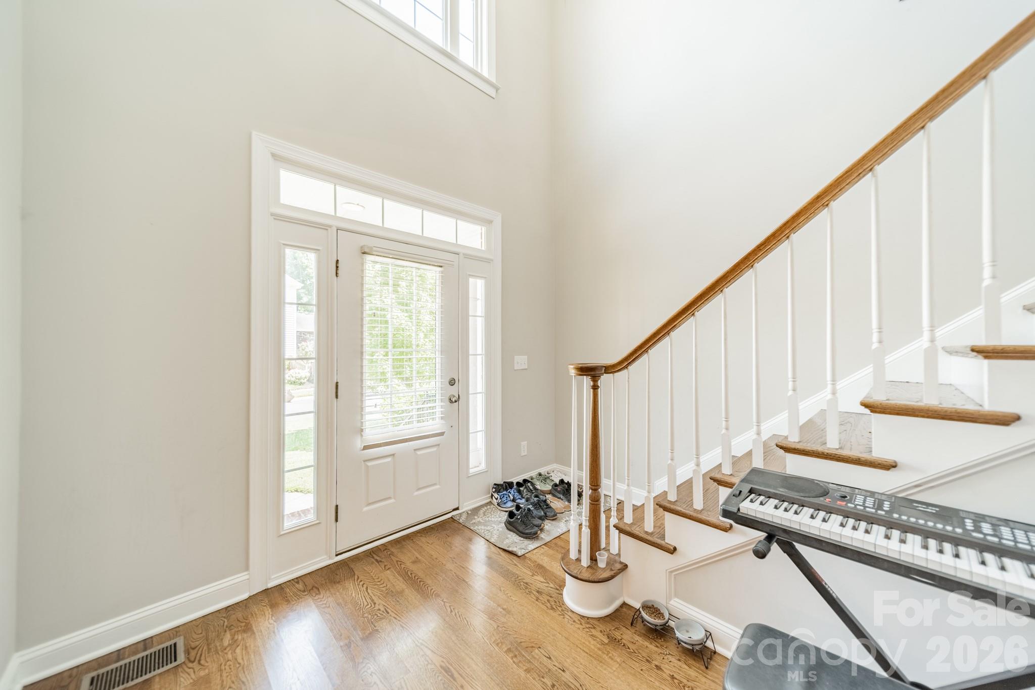 20400 Marblehead Court Property Photo 7