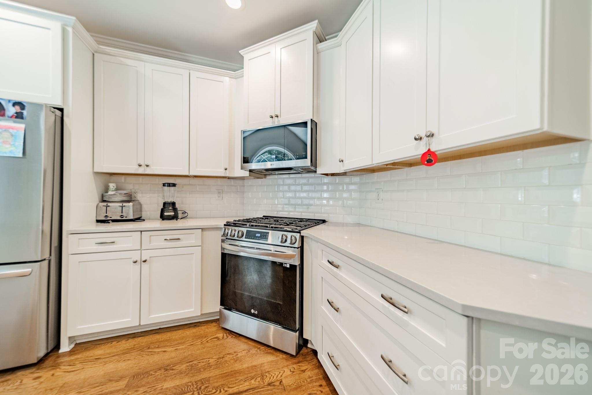 20400 Marblehead Court Property Photo 18
