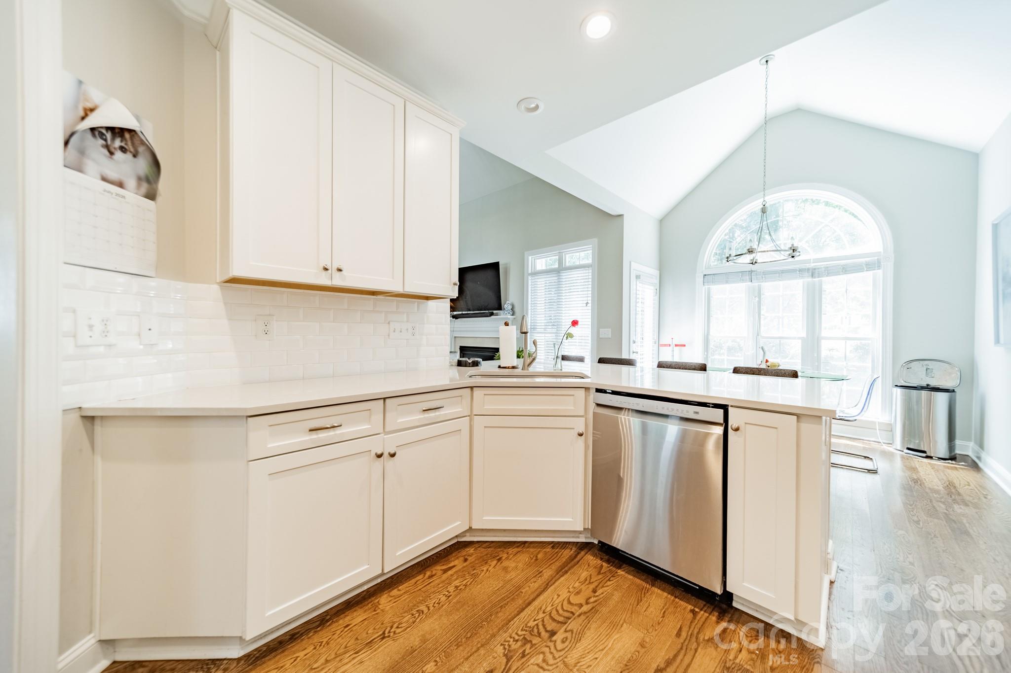 20400 Marblehead Court Property Photo 19